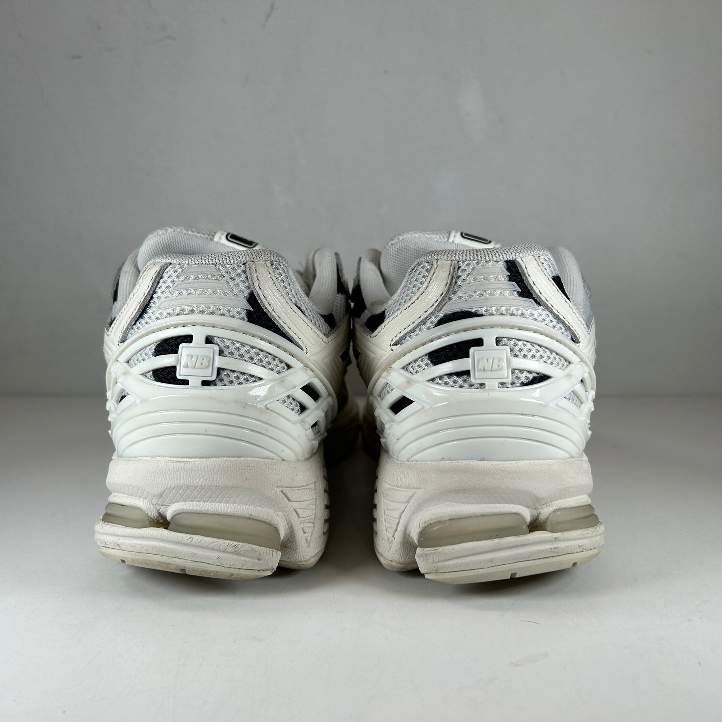 M1906RPC New Balance 1906R Polka Dot Sea Salt [USED] - 10 M (Used) (No Box)