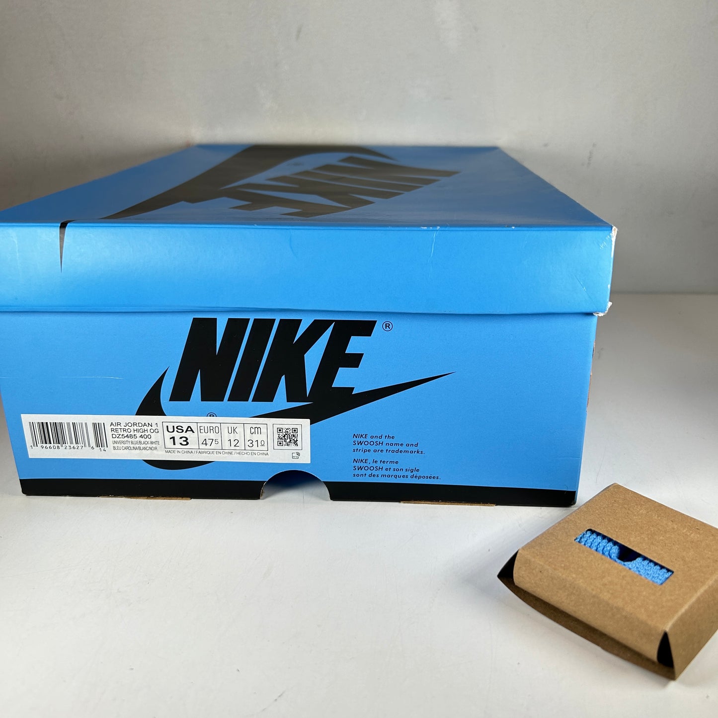 DZ5485 400 Jordan 1 Retro High OG UNC Toe [USED] - 13 M (Used)