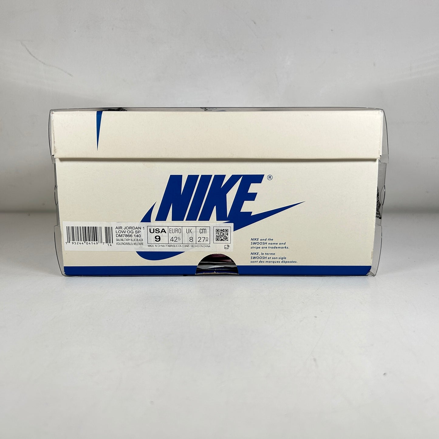 DM7866 140 Jordan 1 Retro Low OG SP Fragment x Travis Scott [USED] - 9 M (Used)