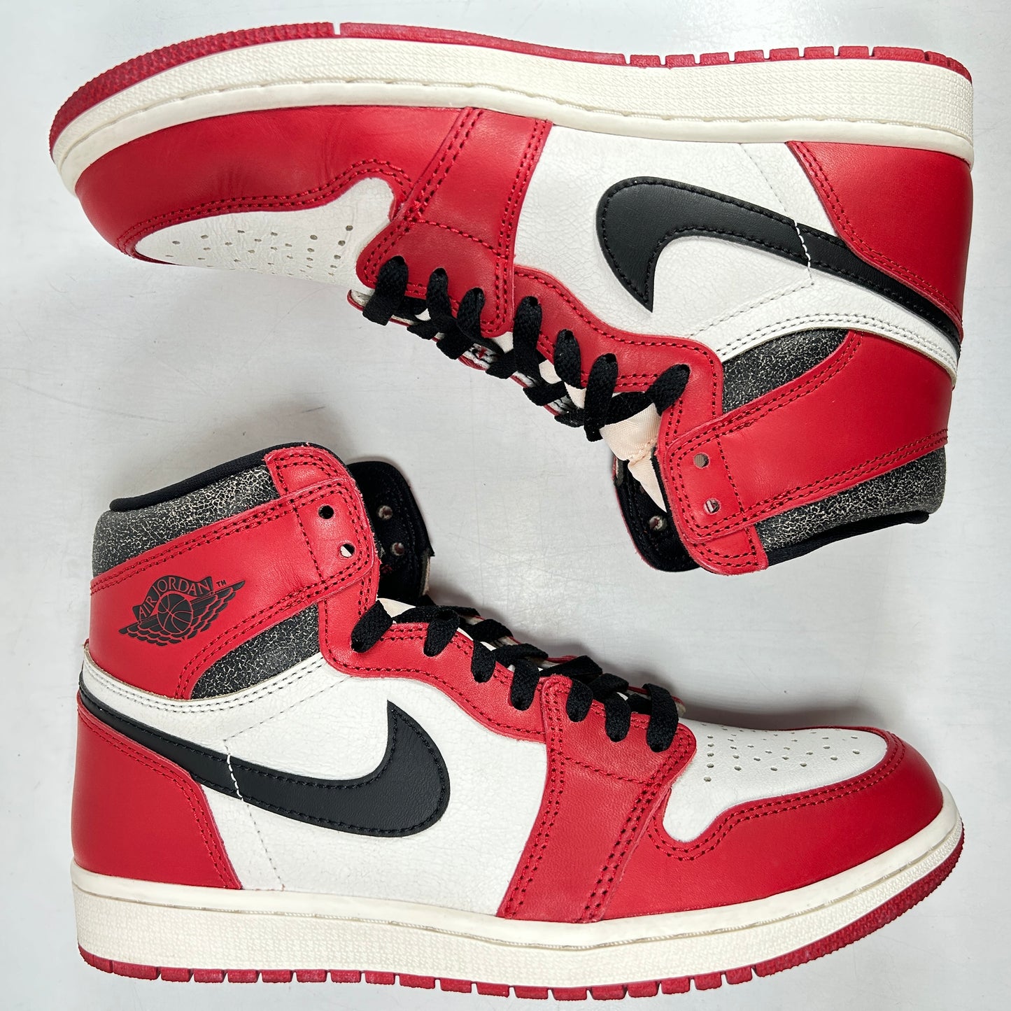 DZ5485 612 Jordan 1 Retro High OG Chicago Lost And Found [USED] - 8.5 M (Used2)