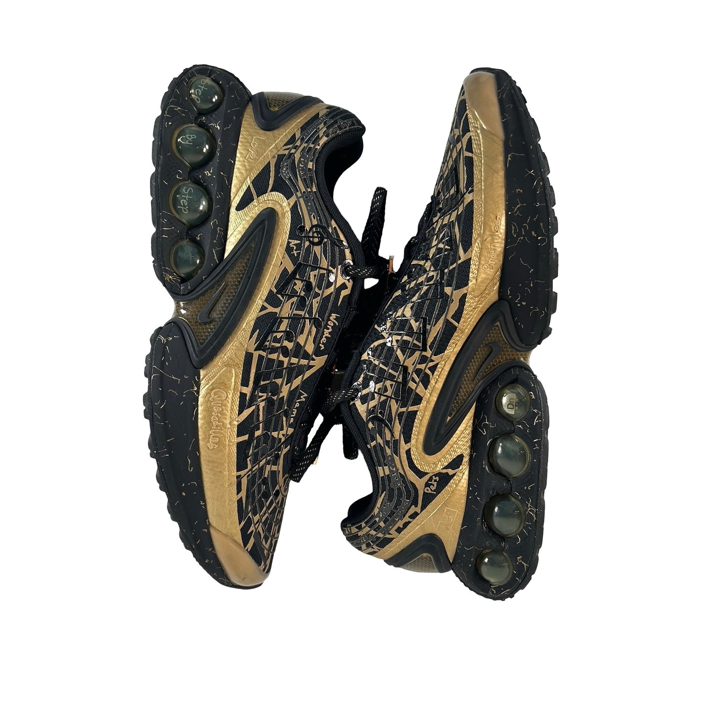 IB6063 920 Nike Air Max Dn Doernbecher Connor [USED] - 12 M (Used)