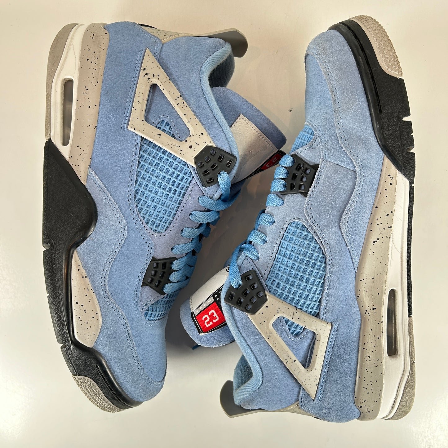 CT8527 400 Jordan 4 University Blue [USED] - 10.5 M (Used2)