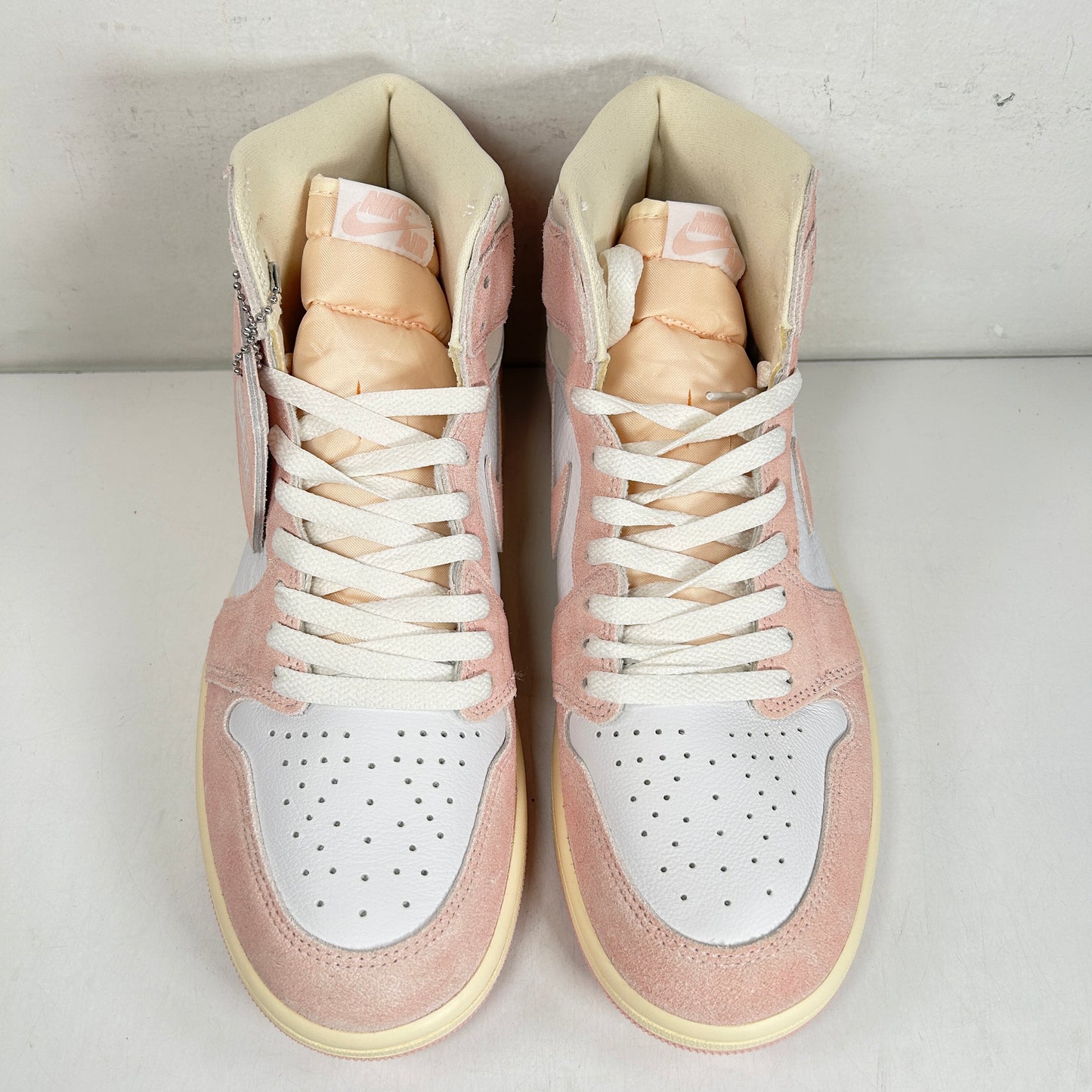 FD2596 600 Jordan 1 Retro High OG Washed Pink (Women's) [USED] - 10.5 W (Used2)