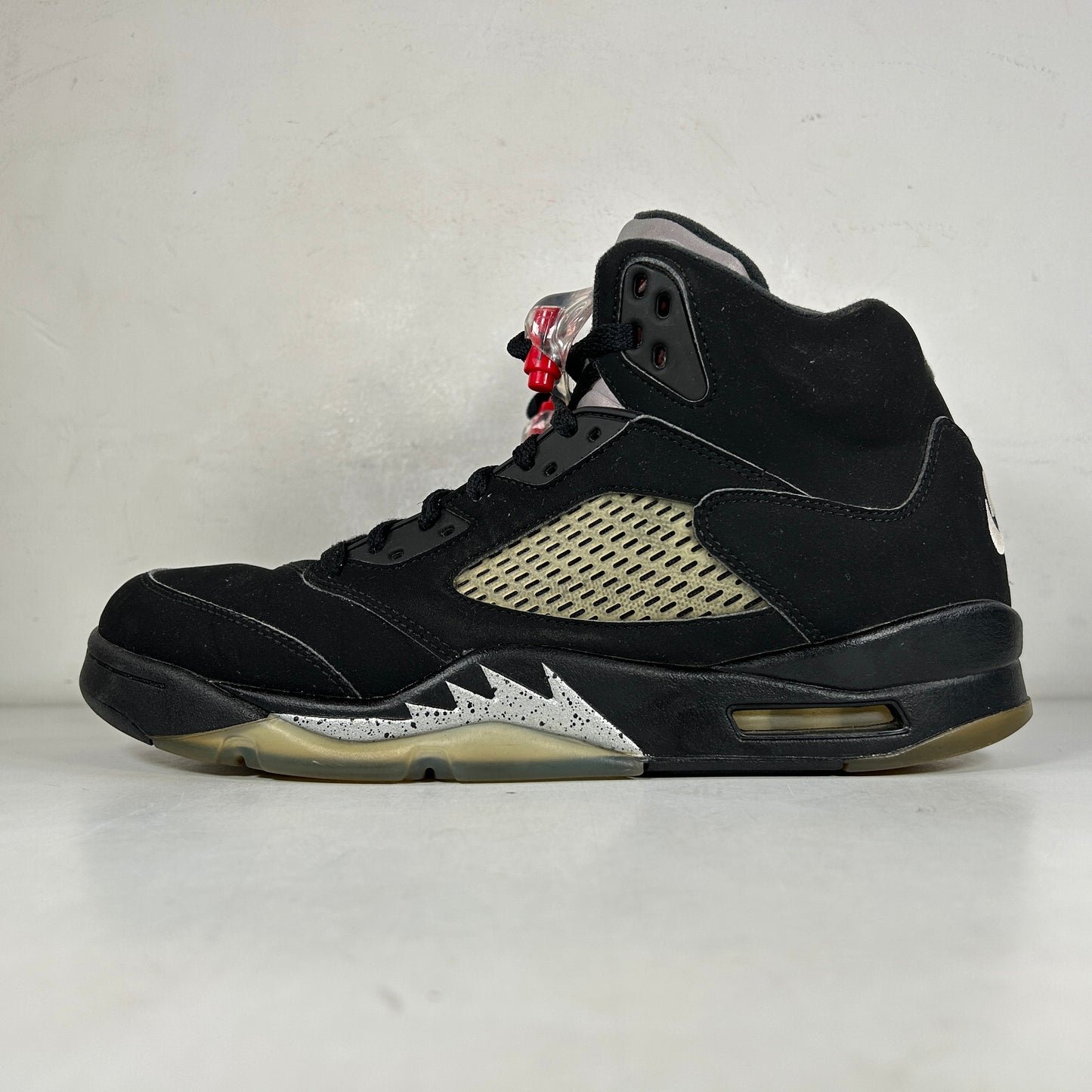 845035 003 Jordan 5 Retro Black Metallic (2016) [USED] - 10 M (Used) (No Box)