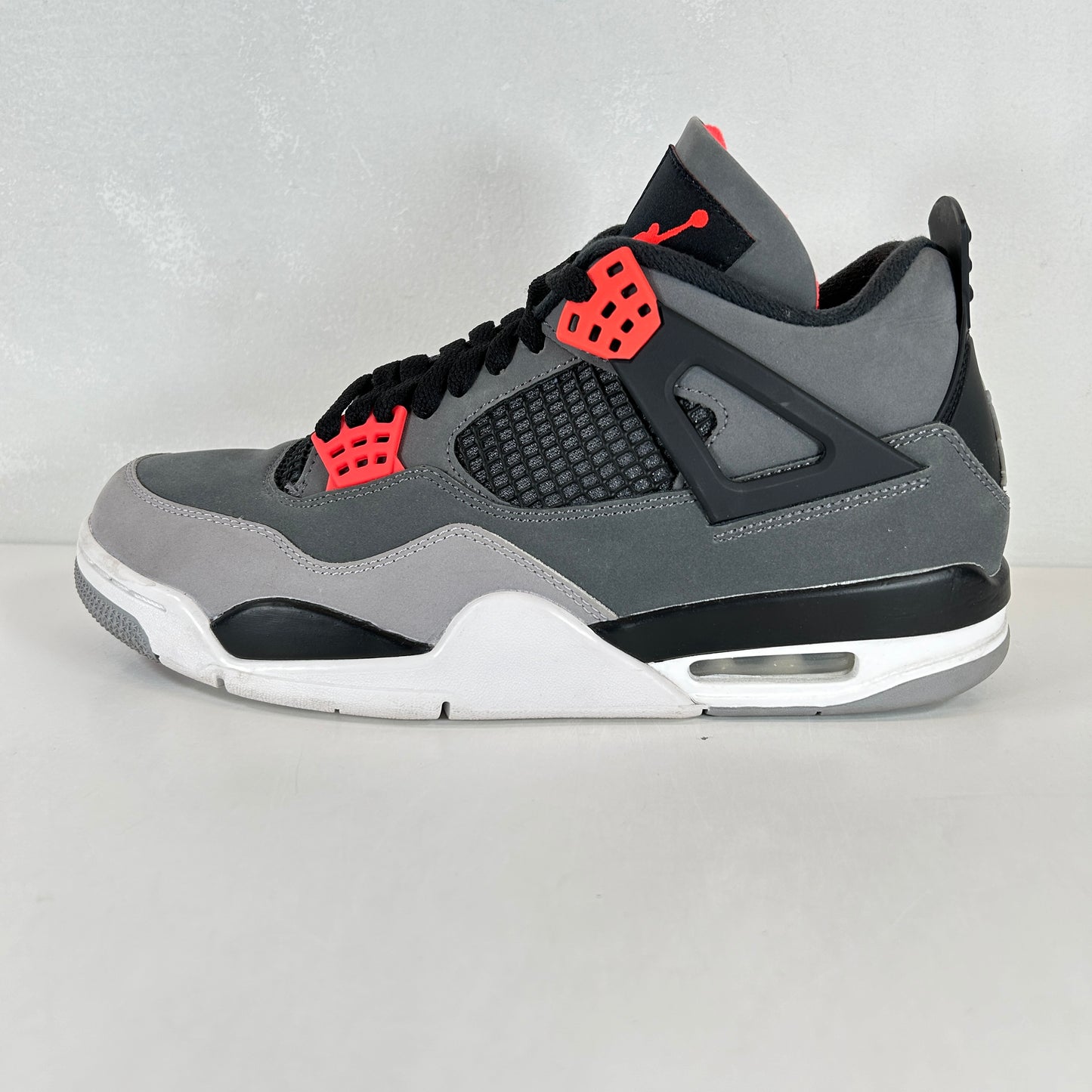 DH6927 061 Jordan 4 Retro Infrared [USED] - 8.5 M (Used) (No Box)