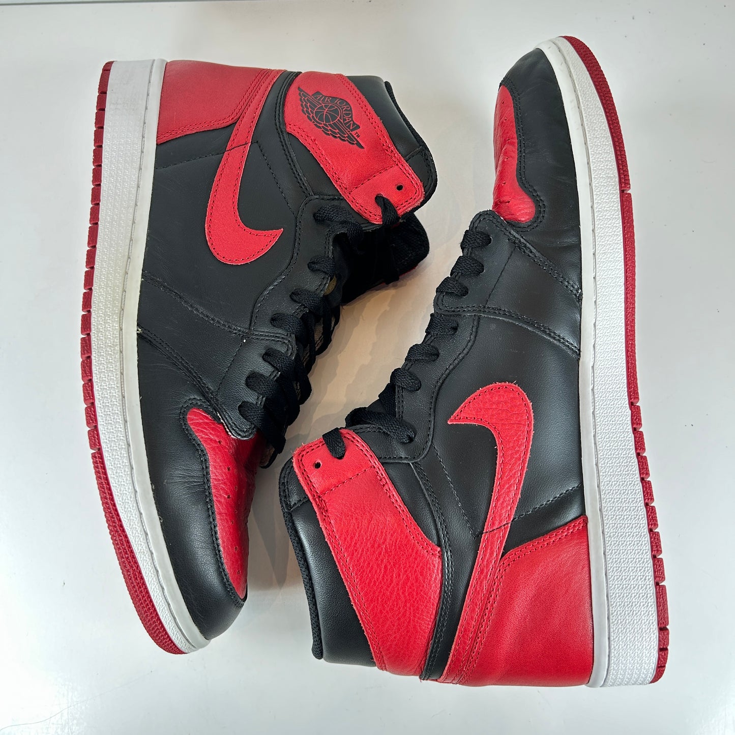 555088 001 Jordan 1 Retro High Bred Banned (2016) [USED] - 12 M (Used)