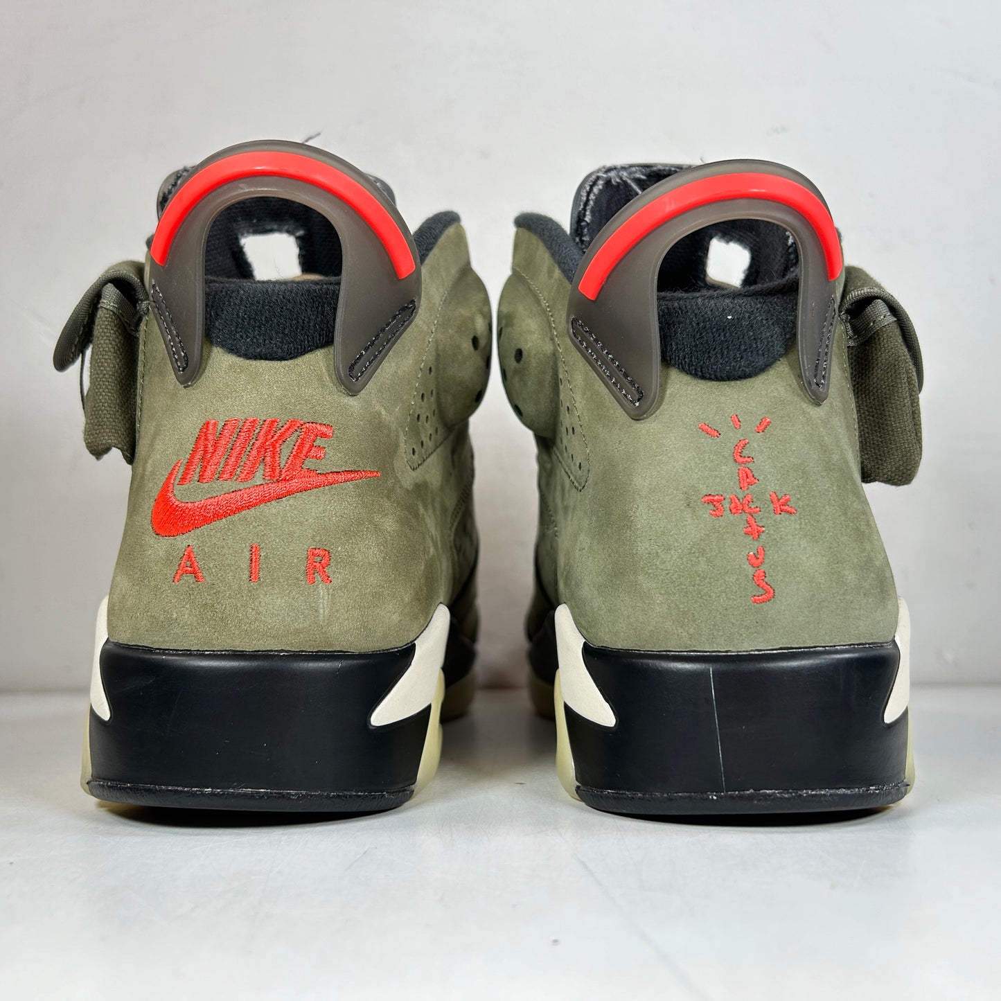 CN1084 200 Jordan 6 Retro Travis Scott [USED] - 10 M (Used3)