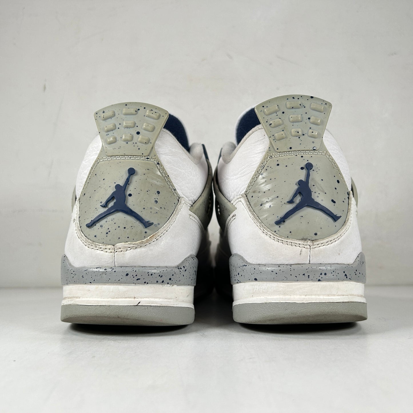 DH6927 140 Jordan 4 Retro Midnight Navy [USED] - 8 M (Used)