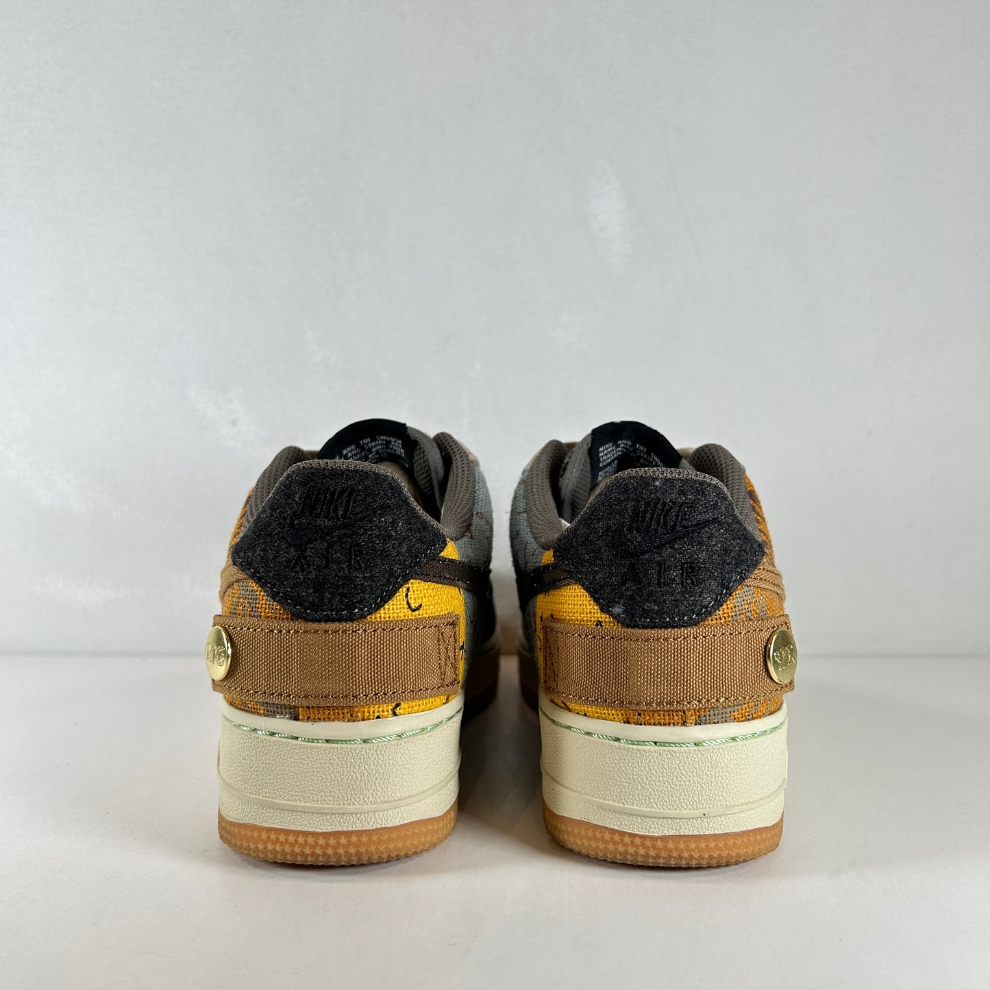 CN2405 900 AF1 Low Travis Scott Cactus Jack [USED] - 6 M (VNDS)