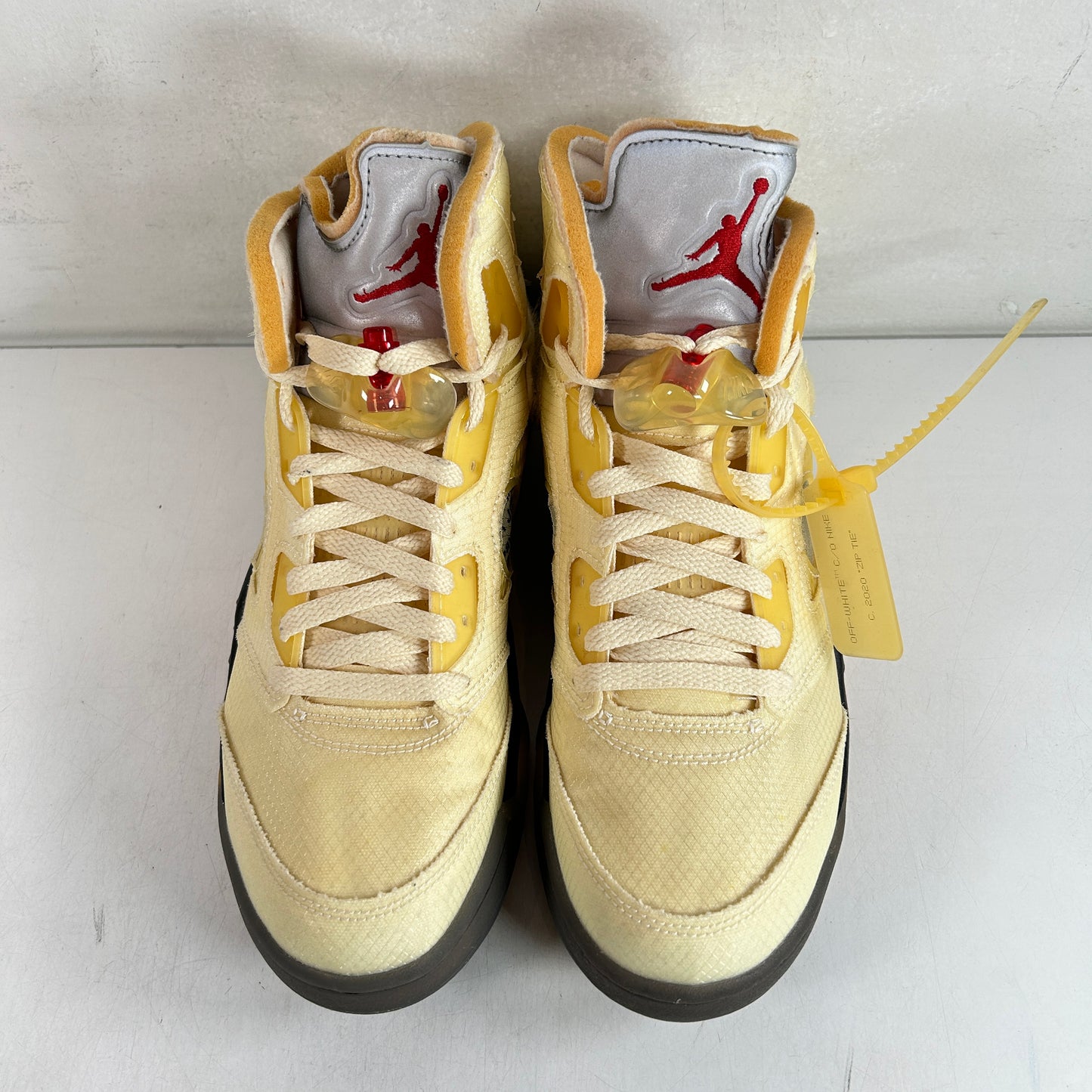 DH8565 100 Jordan 5 Off-White Sail [USED] - 8 M (Used)