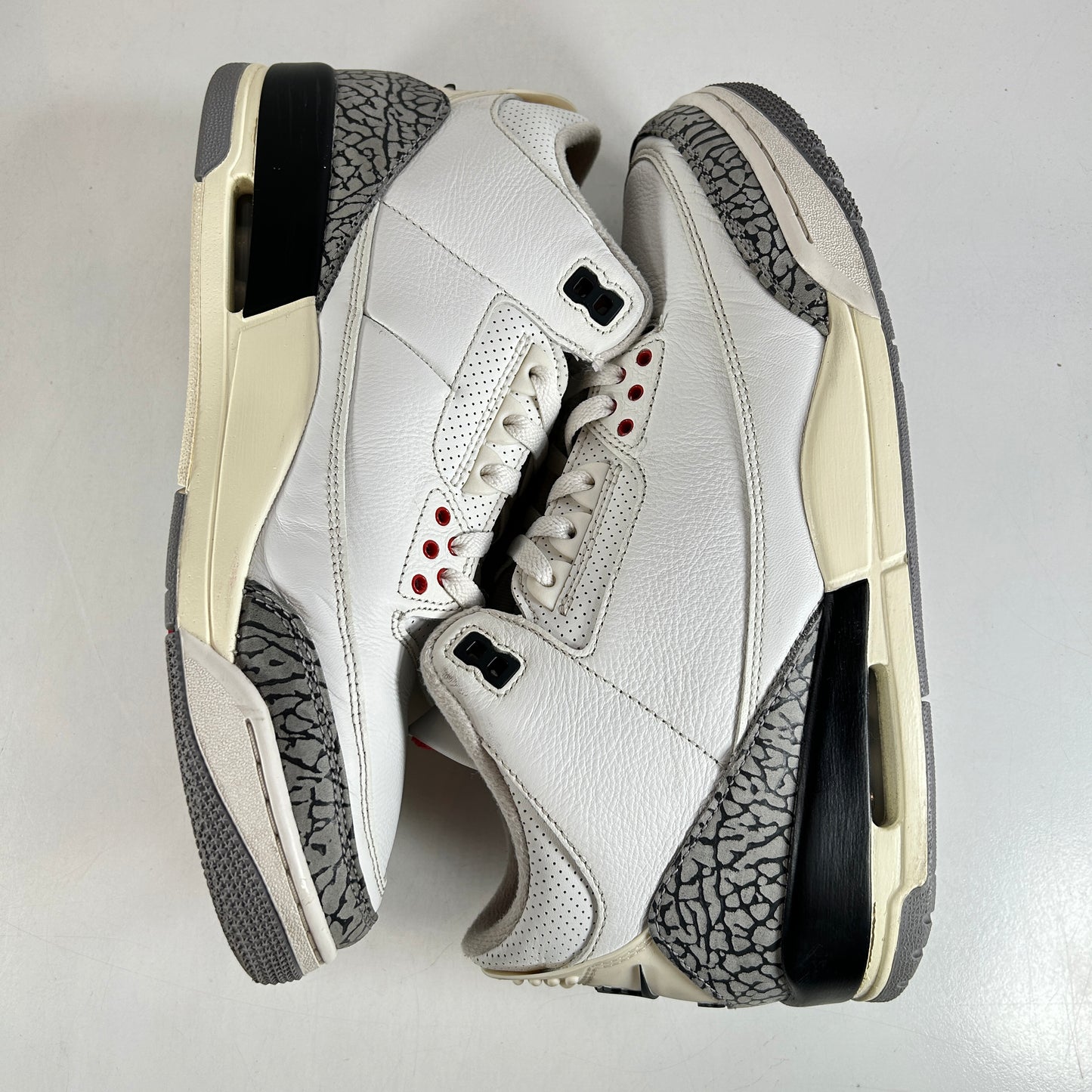DN3707 100 Jordan 3 Retro White Cement Reimagined [USED] - 11 M (Used3)