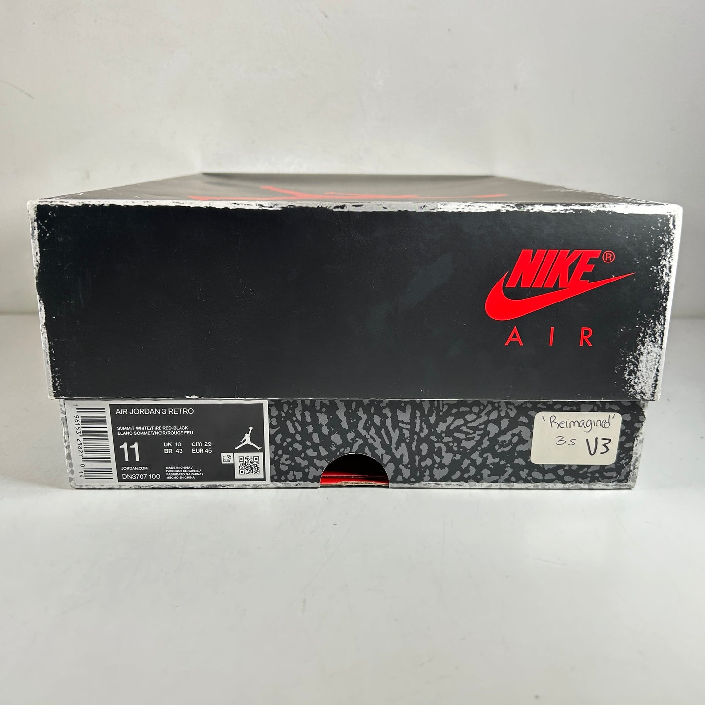 DN3707 100 Jordan 3 Retro White Cement Reimagined [USED] - 11 M (Used3)