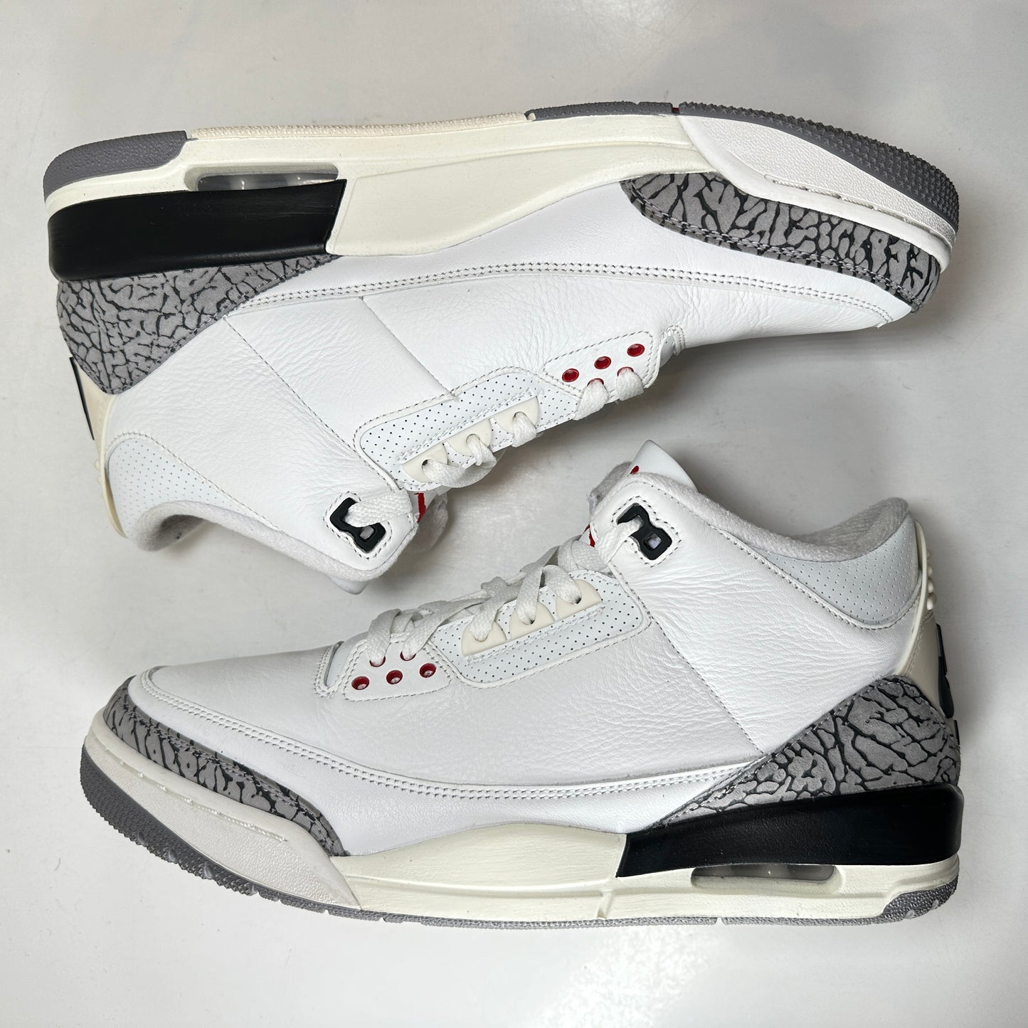 DN3707 100 Jordan 3 Retro White Cement Reimagined [USED] - 12.5 M (Used2)