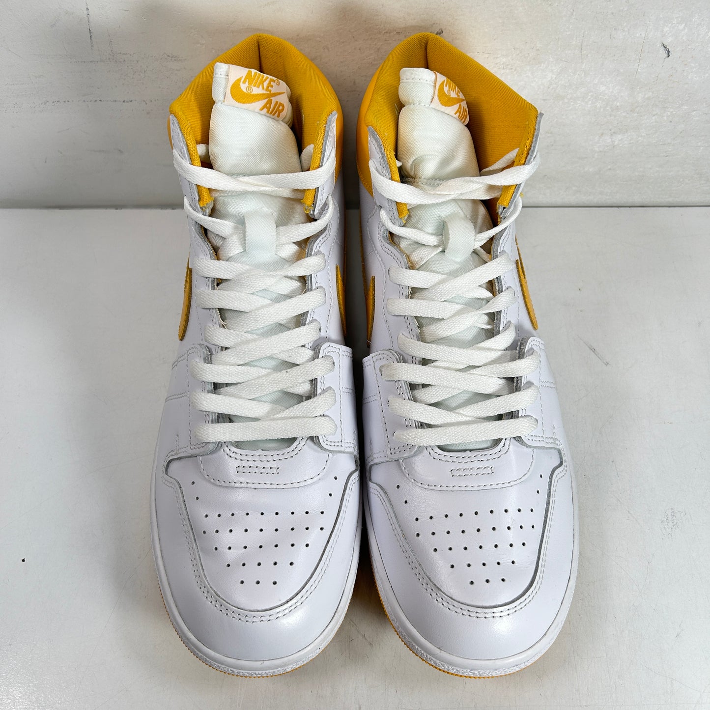DX4976 107 Nike Jordan Air Ship PE SP University Gold [USED] - 11 M (Used)