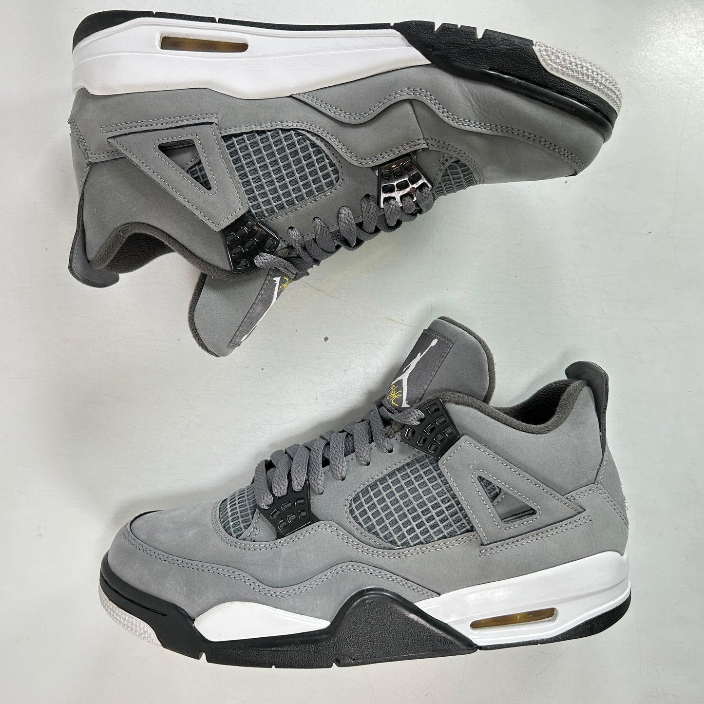 308497 007 Jordan 4 Retro Cool Grey (2019) [USED] - 9 M (Used)