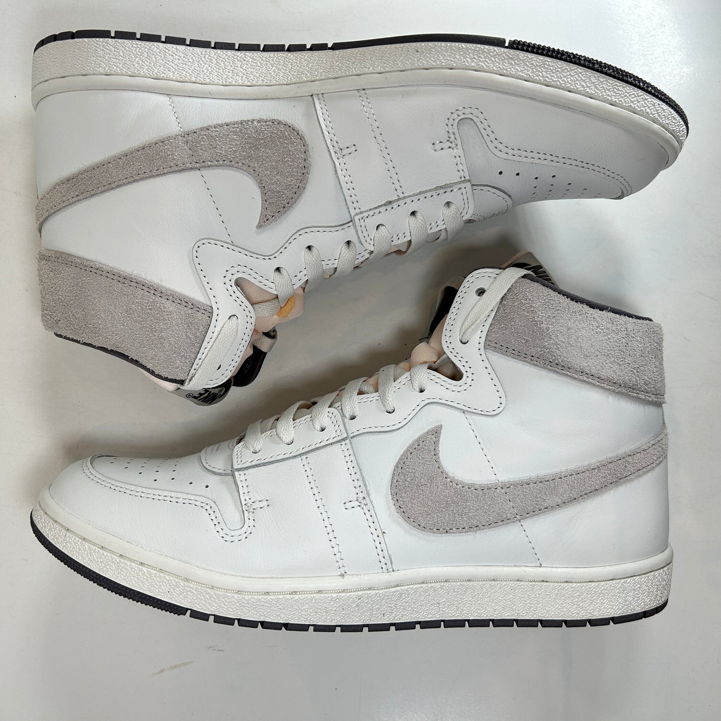 DZ3497 100 Nike Jordan Air Ship PE SP Tech Grey [USED] - 13 M (Used)