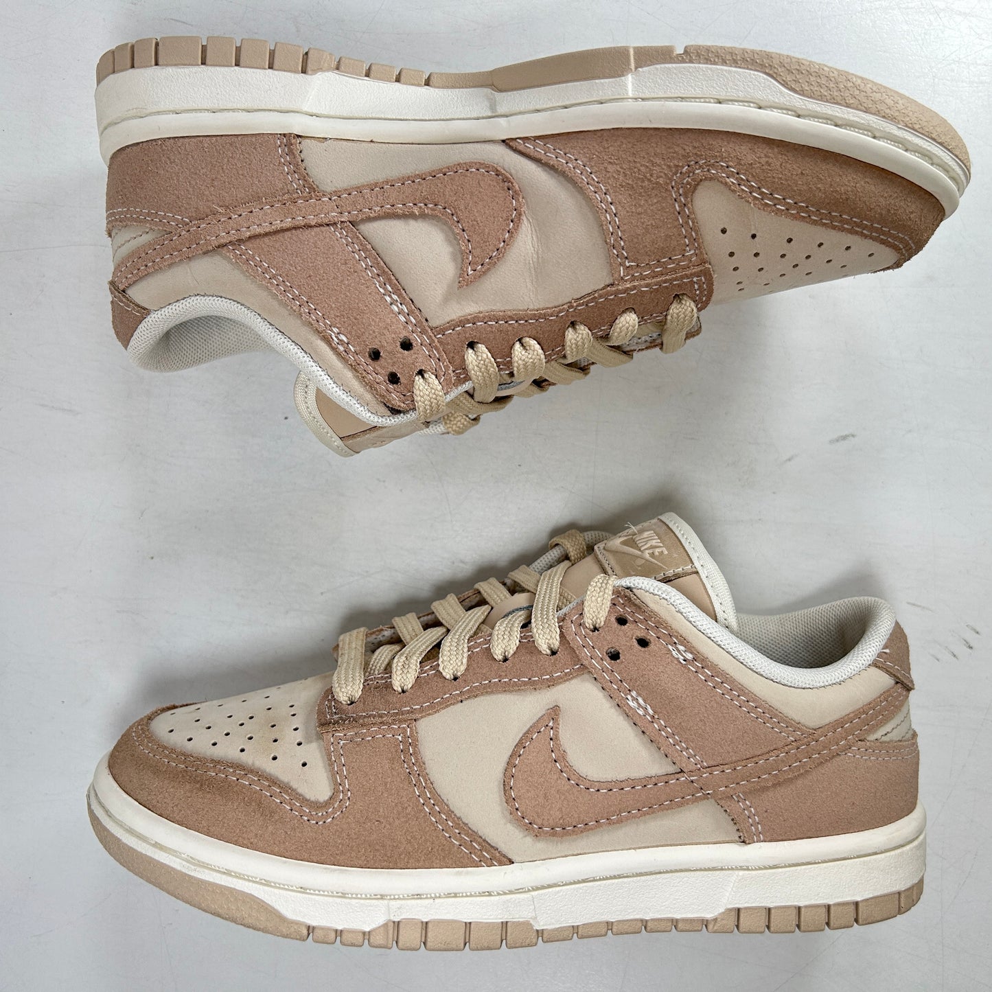 FD0873 126 Nike Dunk Low SE Sanddrift (W) [USED] - 5 W (Used)