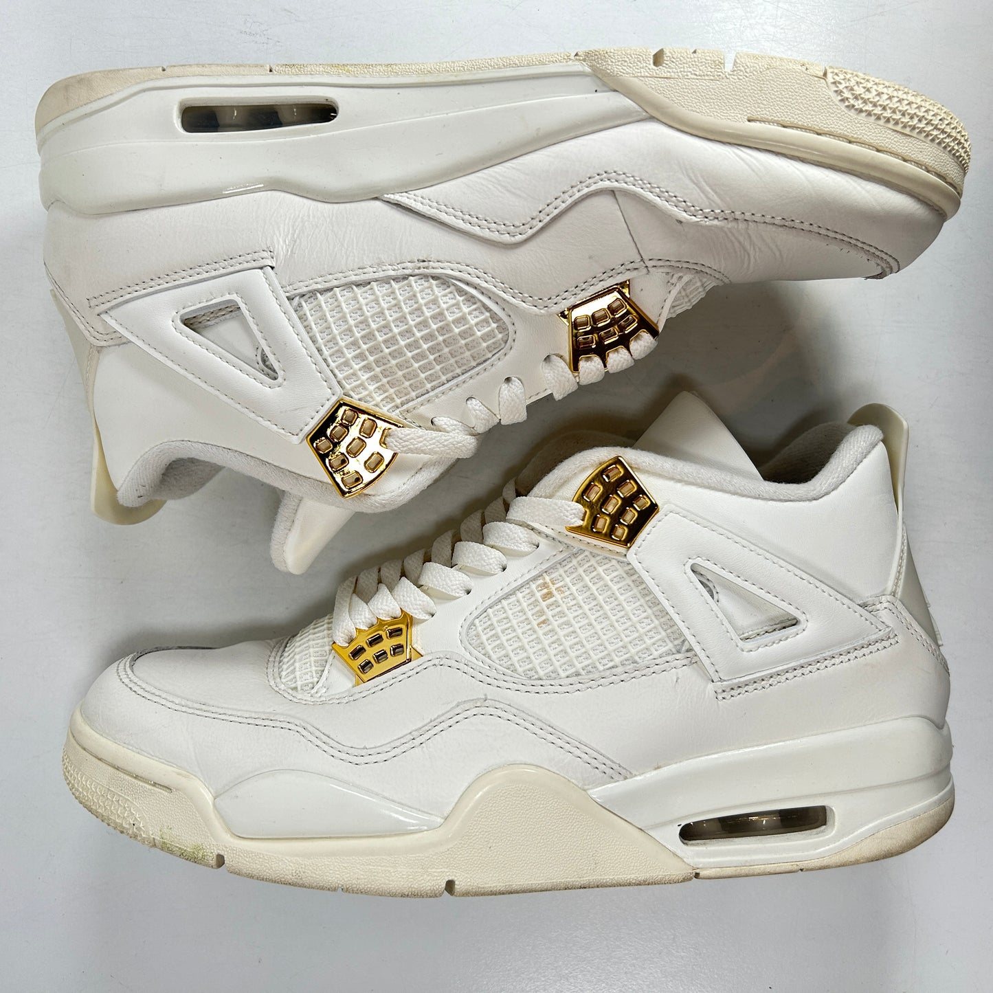 AQ9129 170 Jordan 4 Retro Metallic Gold (W) [USED] - 12 W (Used) (No Box)