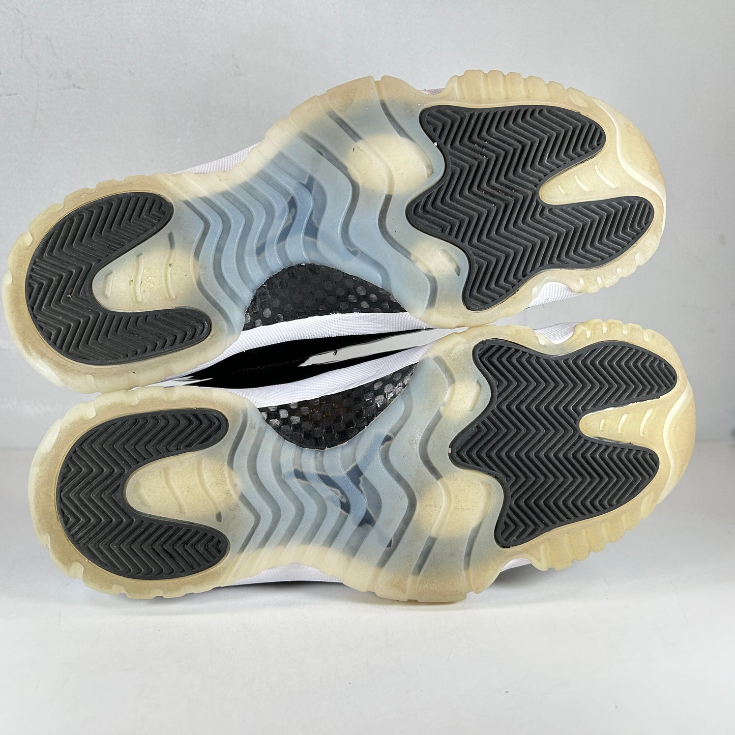 528895 010 Jordan 11 Retro Low Barons [USED] - 10 M (Used) (No Box)
