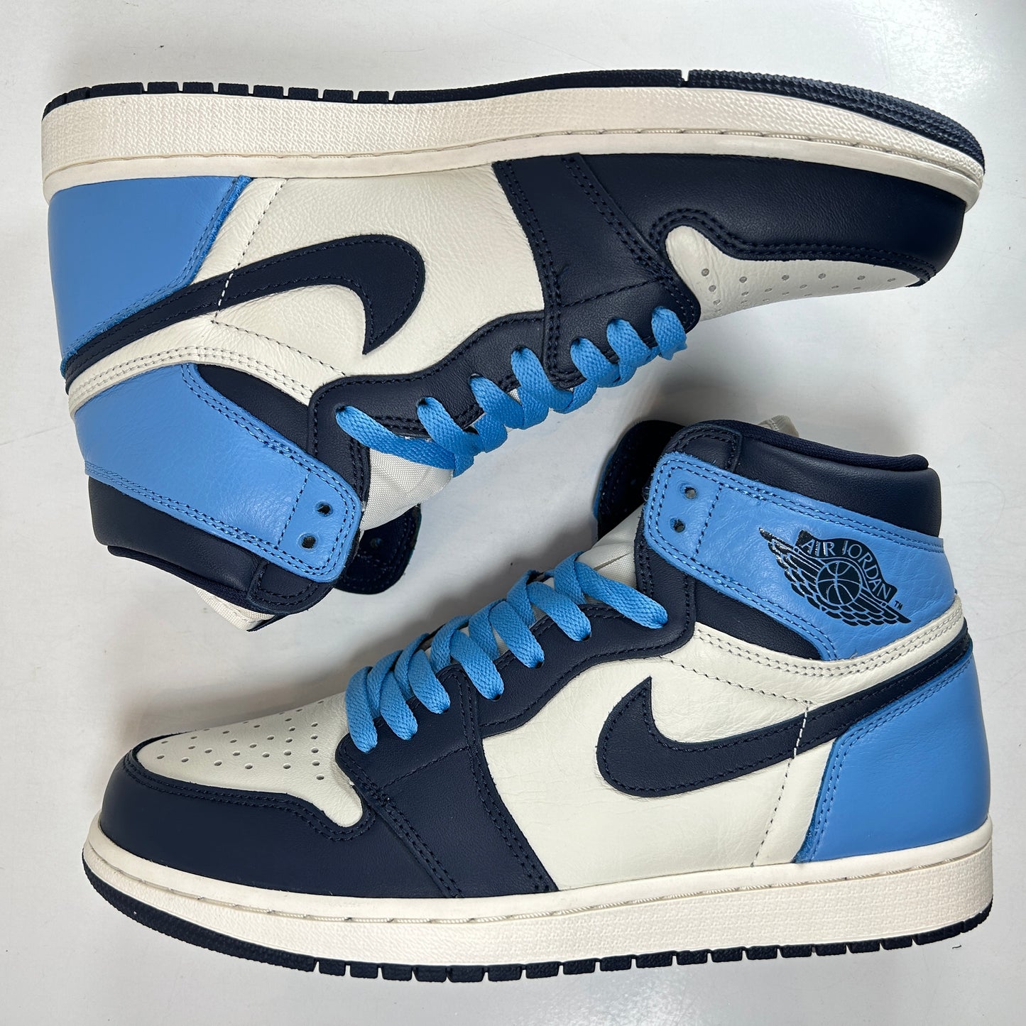 555088 140 Jordan 1 Obsidian UNC [USED] - 9.5 M (Used)