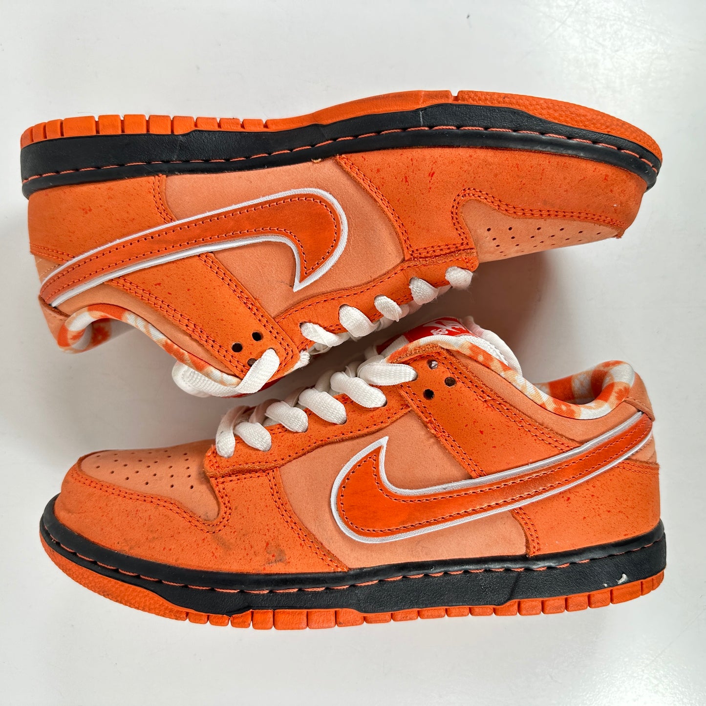 FD8776 800 Nike SB Dunk Low Concepts Orange Lobster [USED] - 5.5 M (Used)