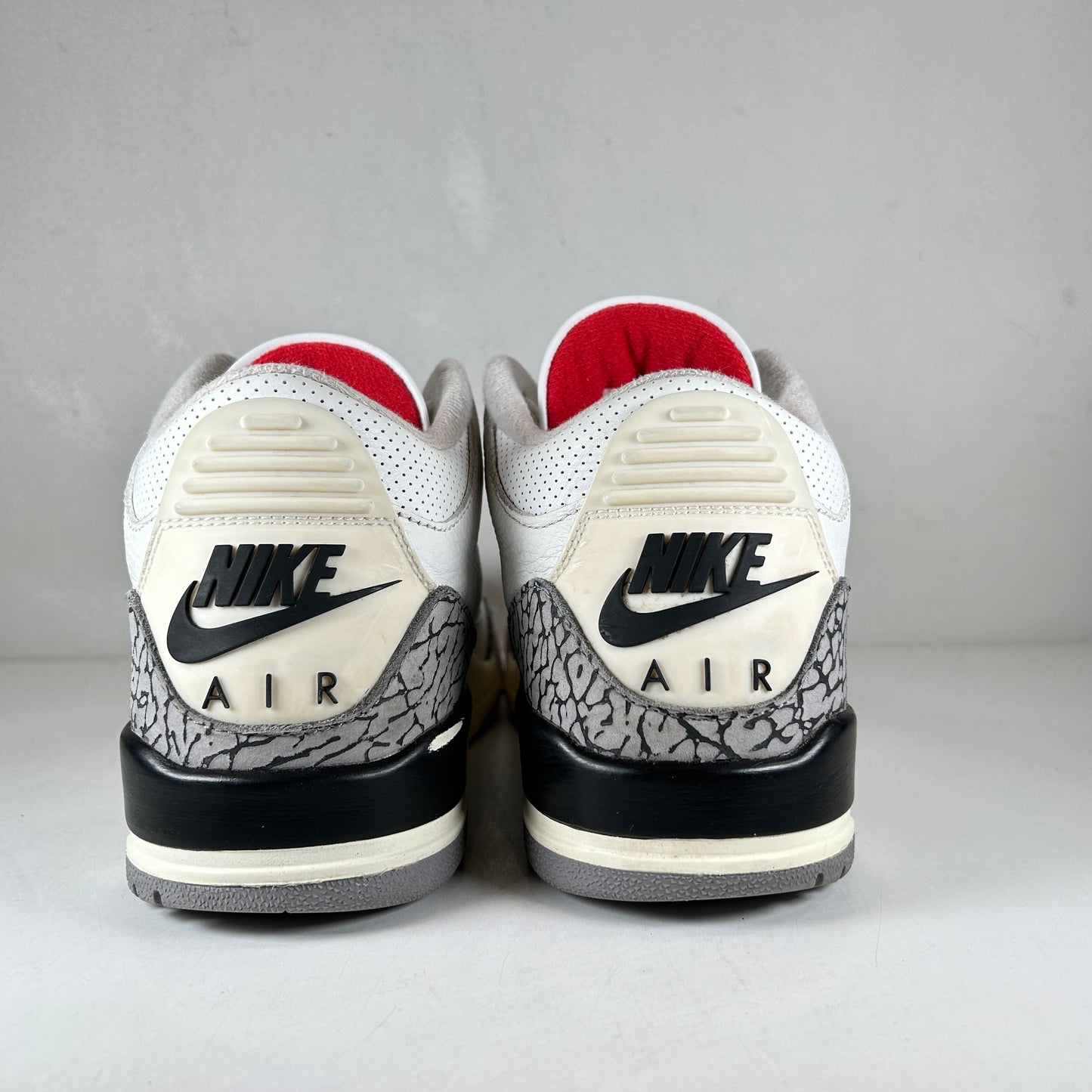 DN3707 100 Jordan 3 Retro White Cement Reimagined [USED] - 8.5 M (Used4)