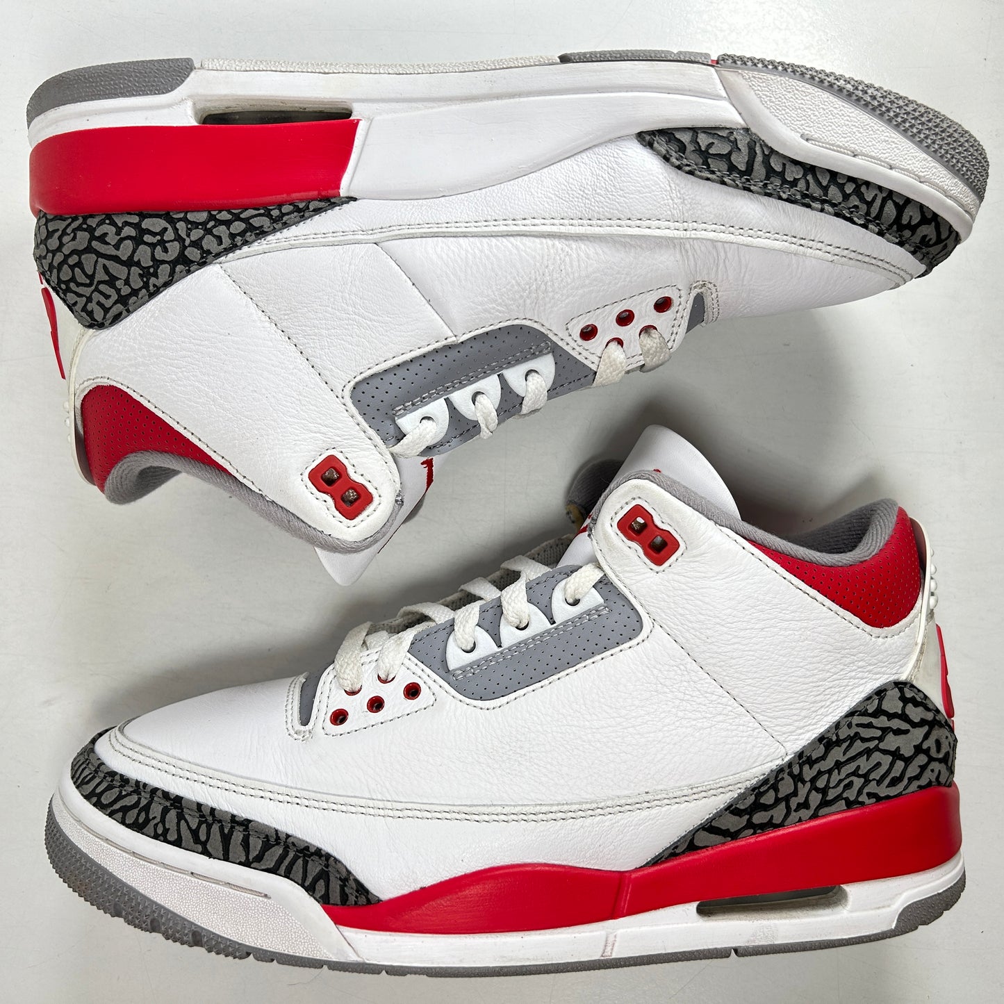 DN3707 160 Jordan 3 Retro Fire Red (2022) [USED] - 10 M (Used3)