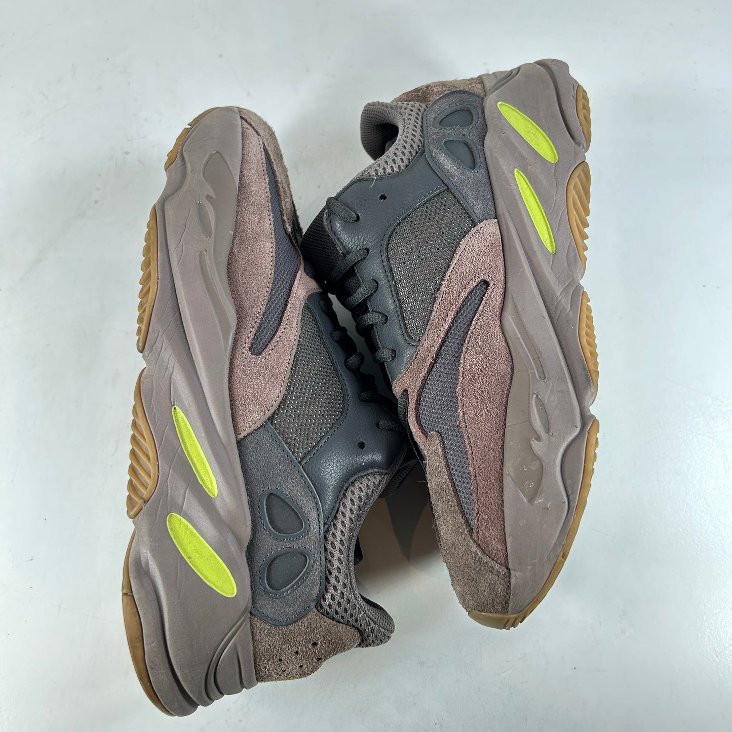 EE9614 Yeezy Boost 700 Mauve [USED] - 10.5 M (Used) (Replace Box)