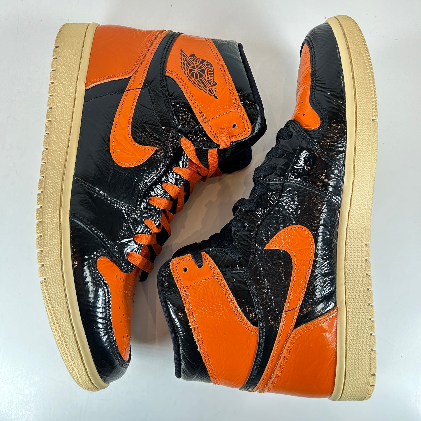 555088 028 Jordan 1 Retro High Shattered Backboard 3.0 [USED] - 10.5 M (Used)