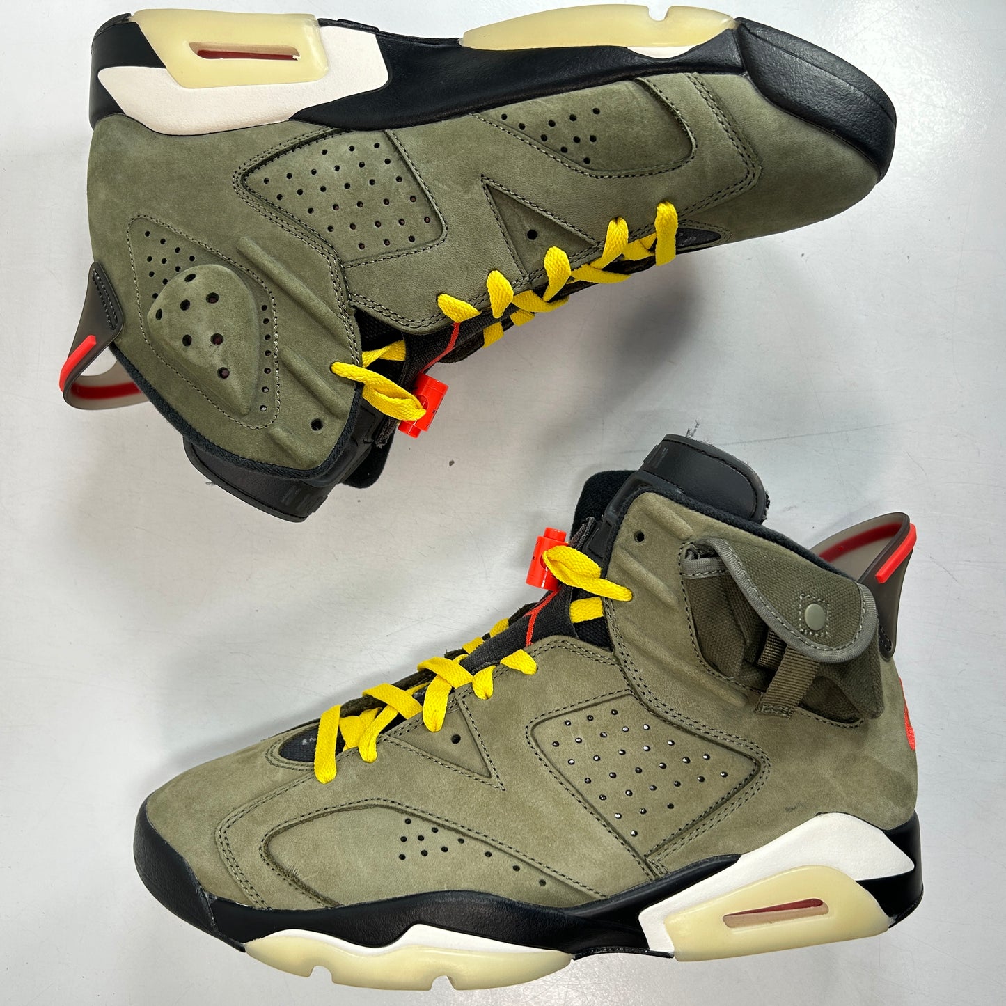 CN1084 200 Jordan 6 Retro Travis Scott [USED] - 10 M (Used3)