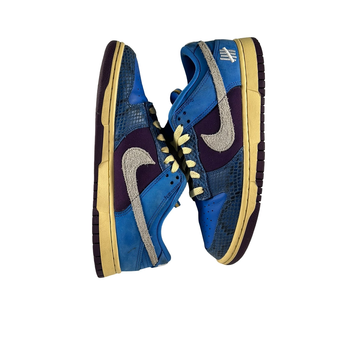 DH6508 400 Nike Dunk Low Undefeated 5 On It Dunk vs. AF1 [USED] - 8 M (Used2)