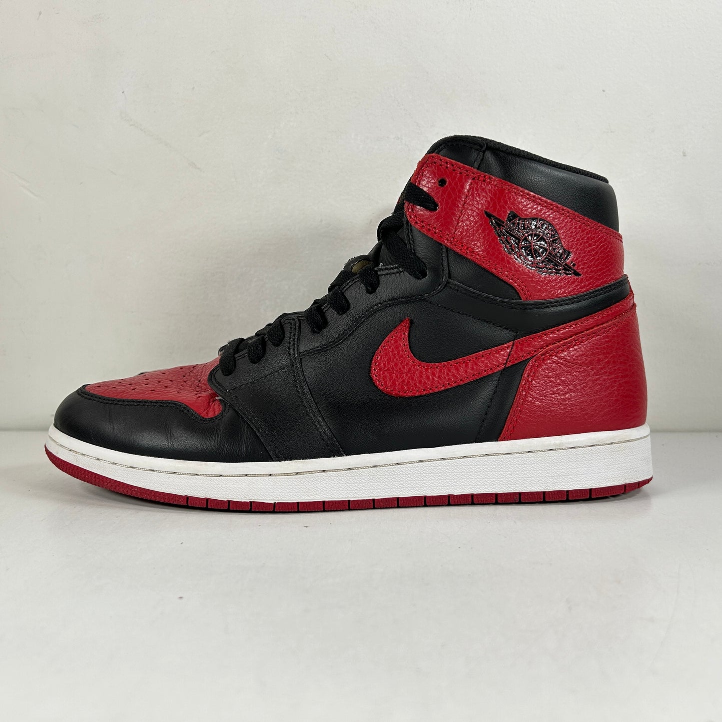 555088 001 Jordan 1 Retro High Bred Banned (2016) [USED] - 12 M (Used) (No Box)