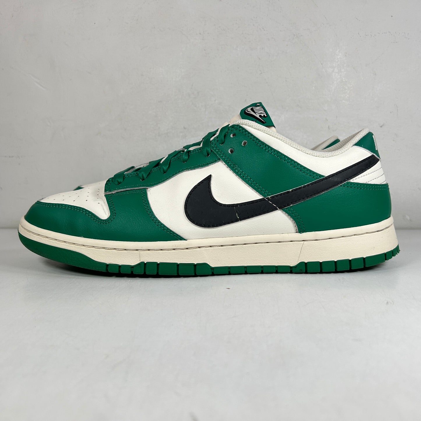 DR9654 100 Nike Dunk Low SE Paquete de lotería Verde malaquita