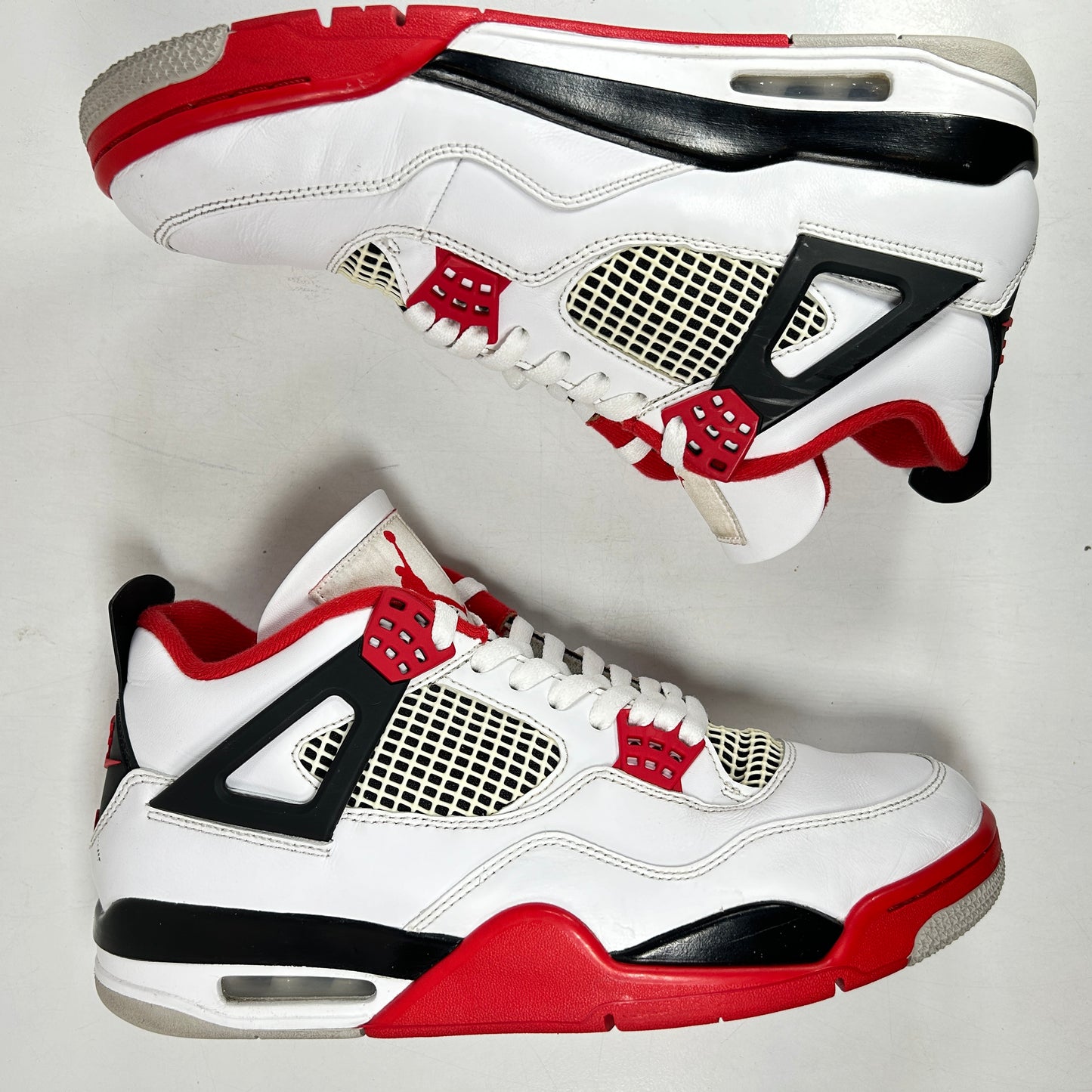 DC7770 160 Jordan 4 Retro Fire Red (2020) [USED] - 10.5 M (Used3)