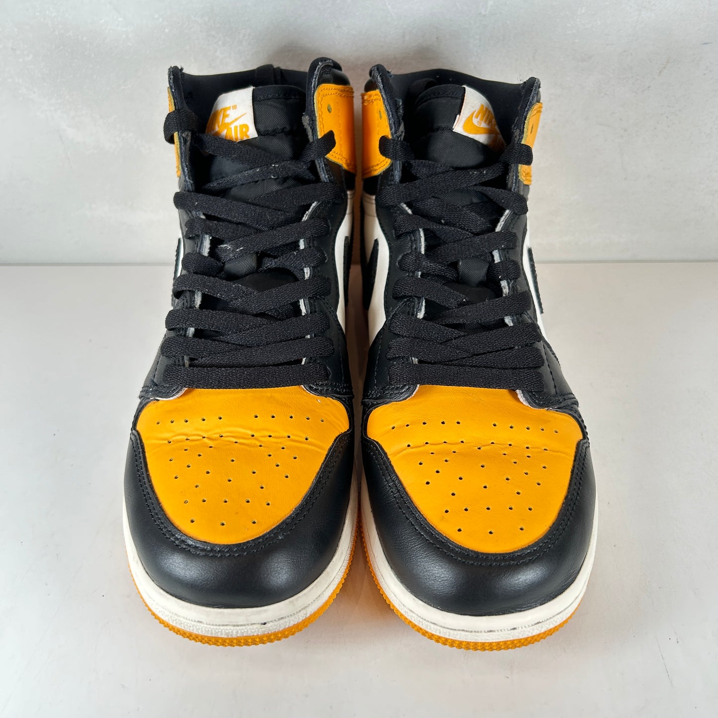 575441 711 Jordan 1 Retro High OG Taxi (GS) [USED] - 7 Y (Used) (No Box)