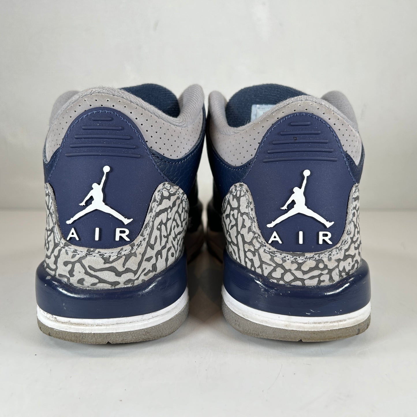 398614 401 Jordan 3 Georgetown [USED] - 4 Y (Used)