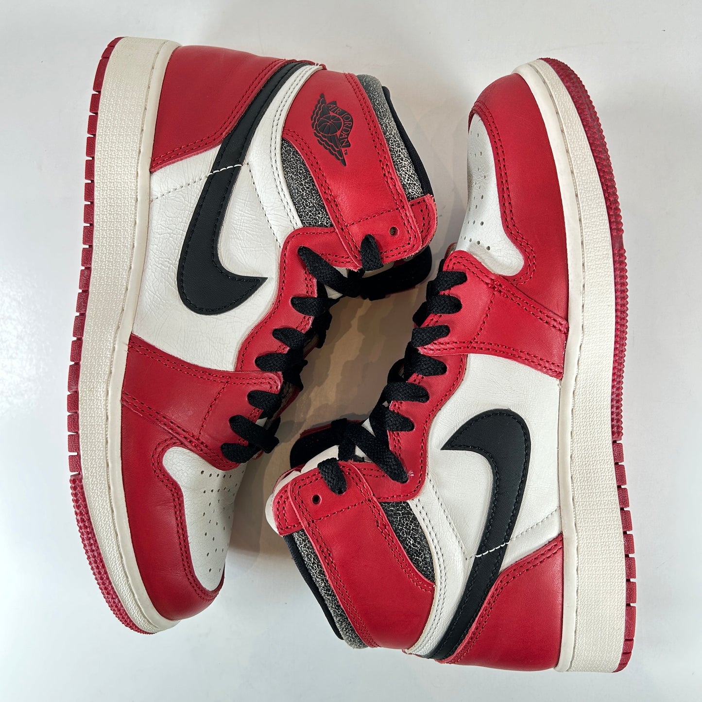FD1437 612 Jordan 1 Retro High OG Chicago Lost and Found GS [USED] - 7 Y (Used2)