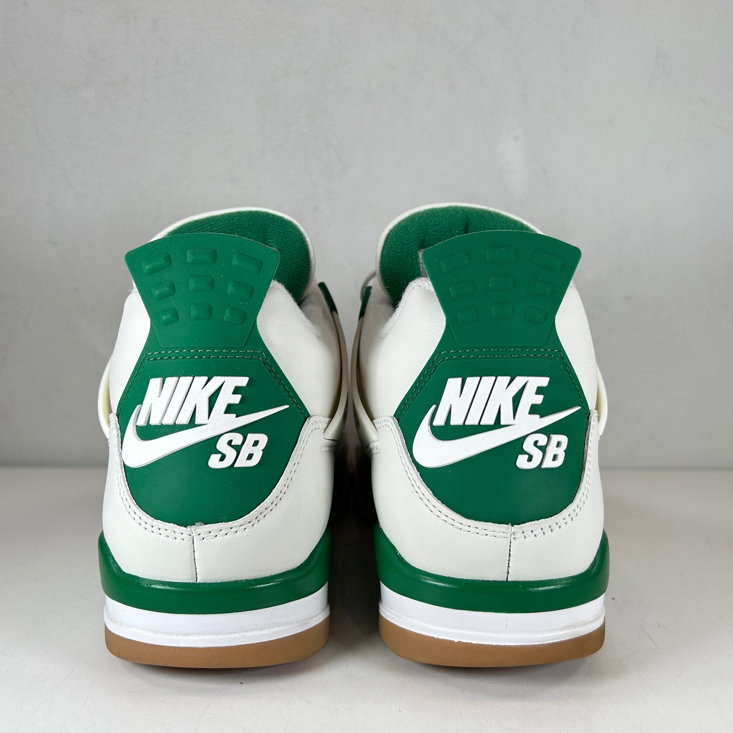 DR5415 103 Jordan 4 Retro SB Pine Green [USED] - 11 M (Used3)