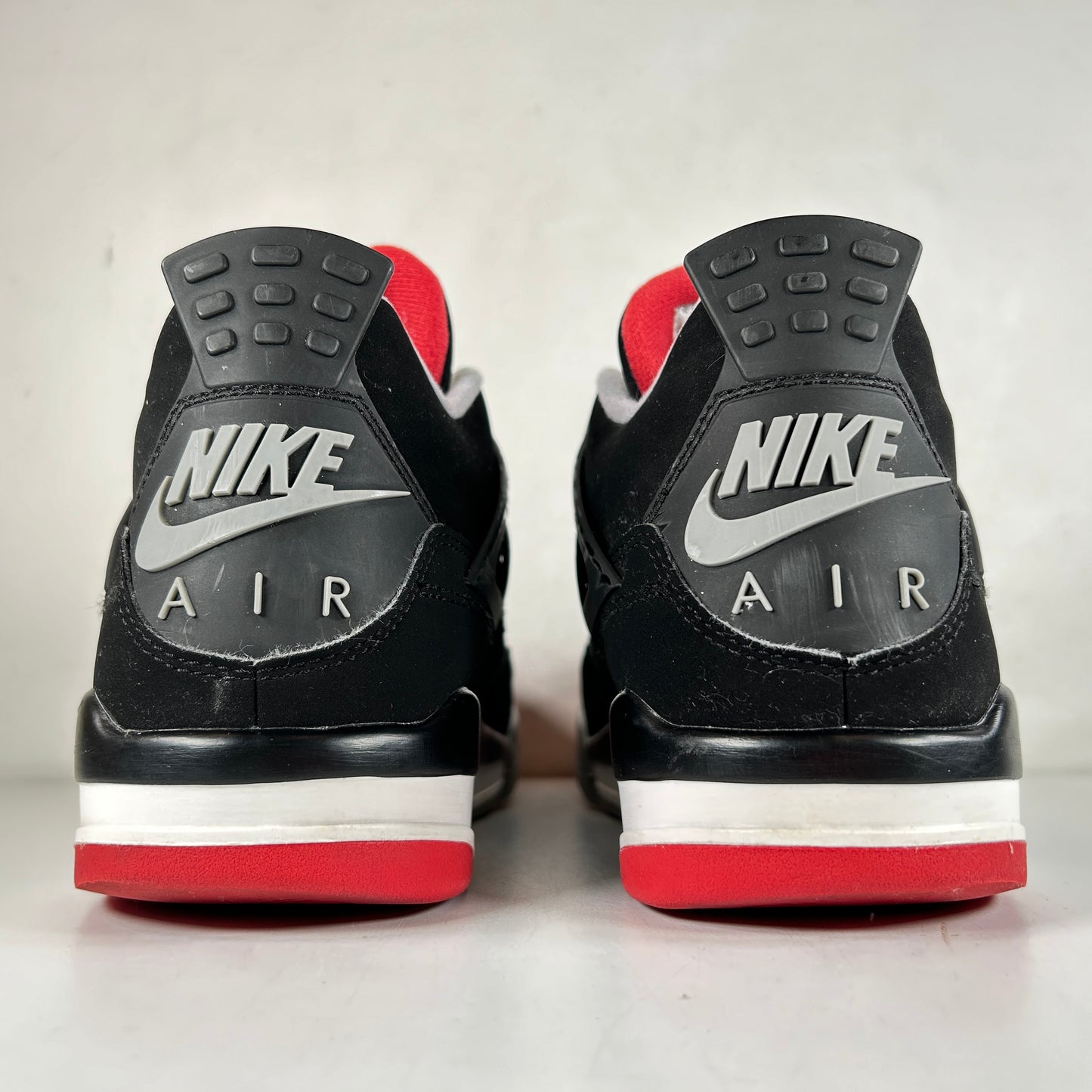 308497 060 Jordan 4 Bred (2019) [USED] - 10.5 M (Used3)