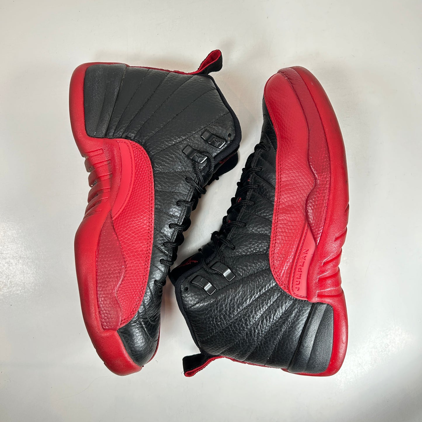 130690 002 Jordan 12 Retro Flu Game (2016) [USED] - 8 M (Used) (No Box3)