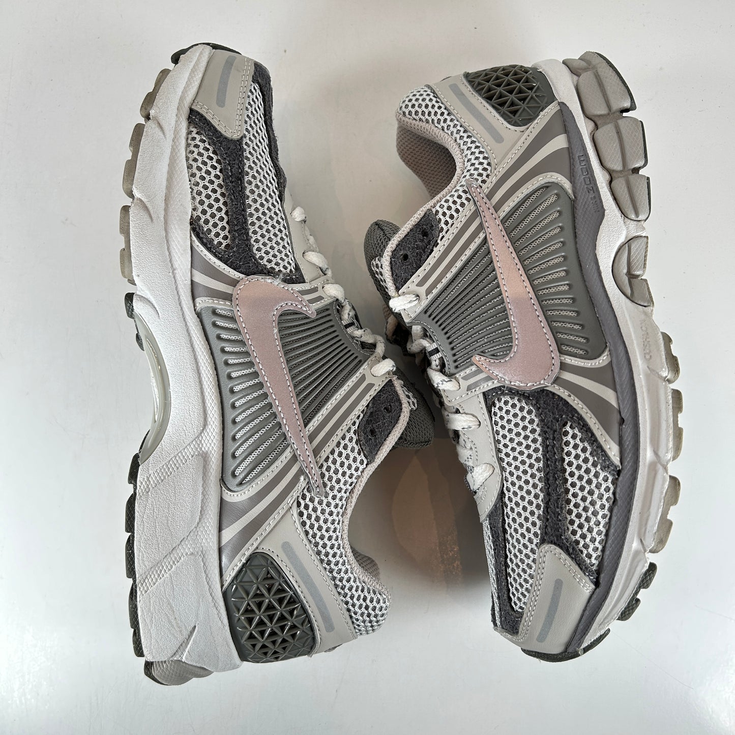 FD0791 012 Nike Zoom Vomero 5 Iron Ore Flat Pewter [USED] - 7 M (Used)