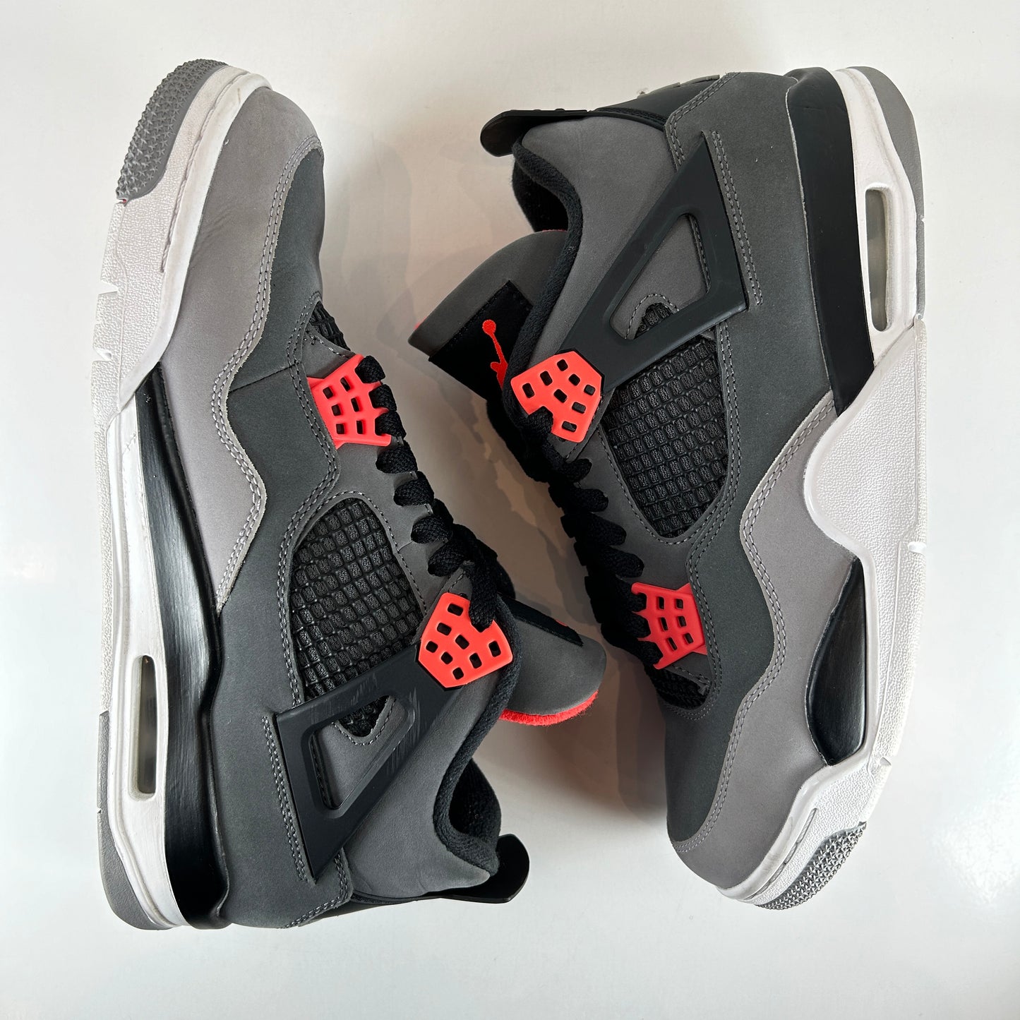 DH6927 061 Jordan 4 Retro Infrared [USED] - 8.5 M (Used) (No Box)