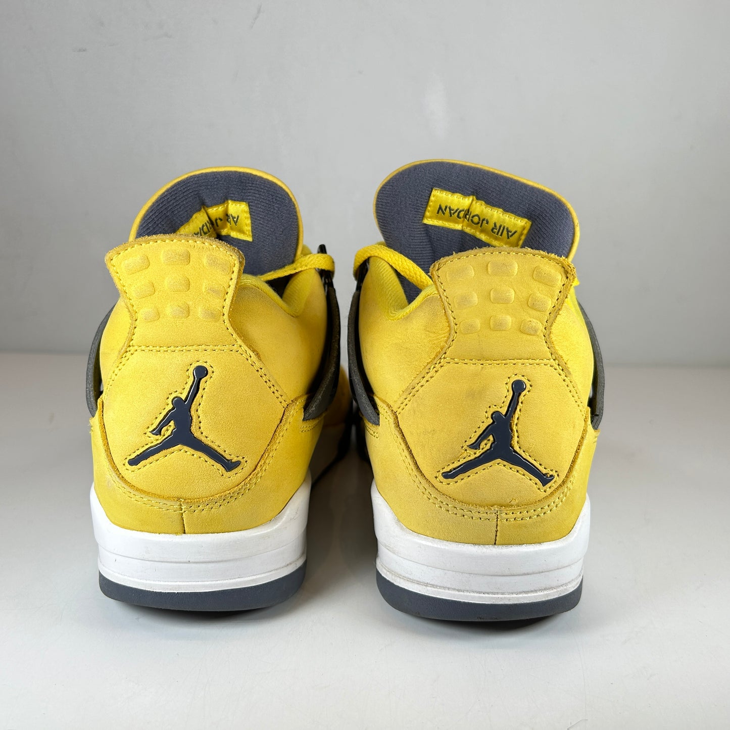 CT8527 700 Jordan 4 Retro Lightning (2021) [USED] - 9.5 M (Used5)