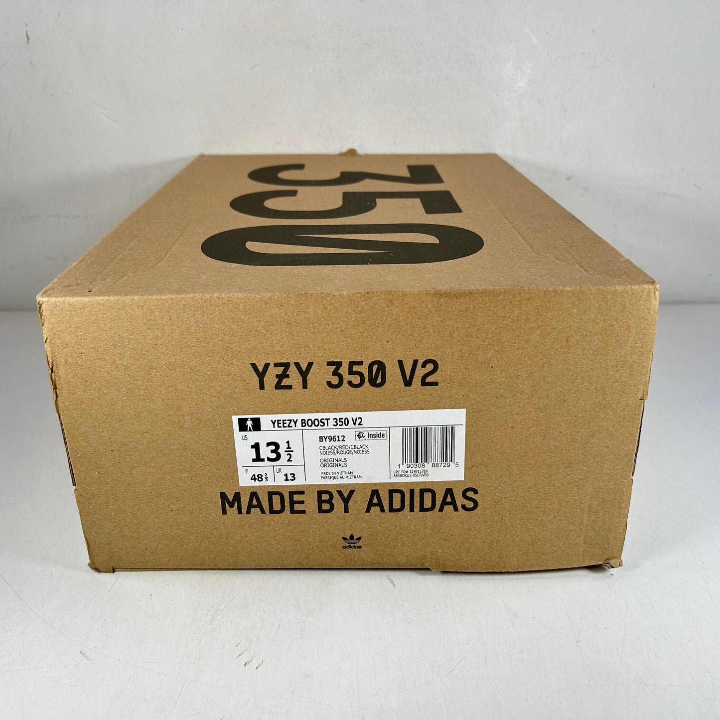 BY9612 Yeezy Boost 350 V2 Core Black Red [USED] - 13.5 M (Used)