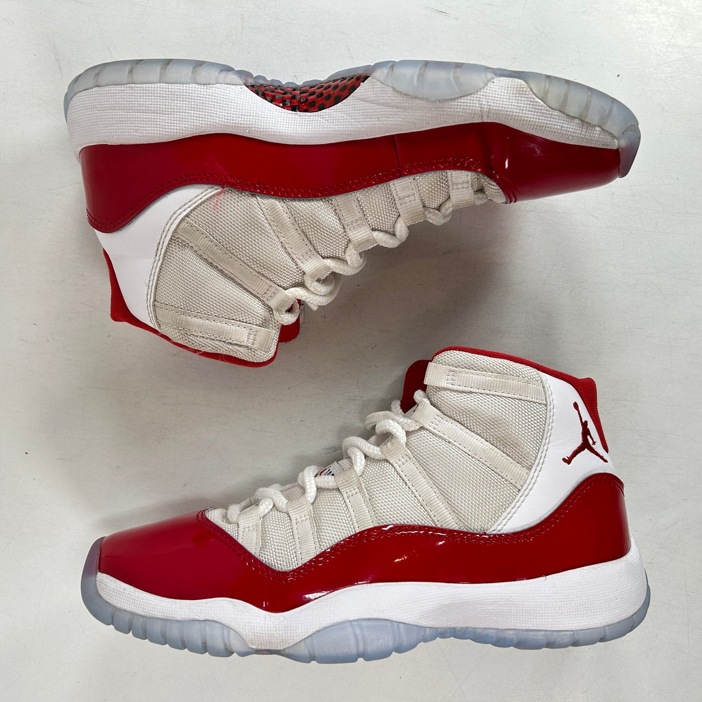 378038 116 Jordan 11 Retro Cereza (2022) (GS)