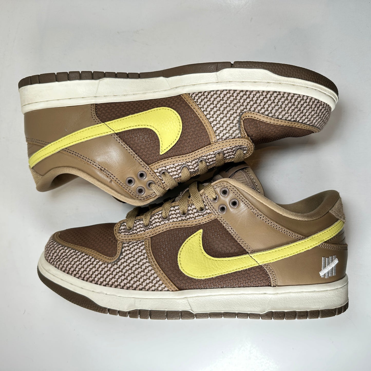 DH3061 200 Nike Dunk Low SP UNDEFEATED Canteen Dunk [USED] - 10 M (Used)