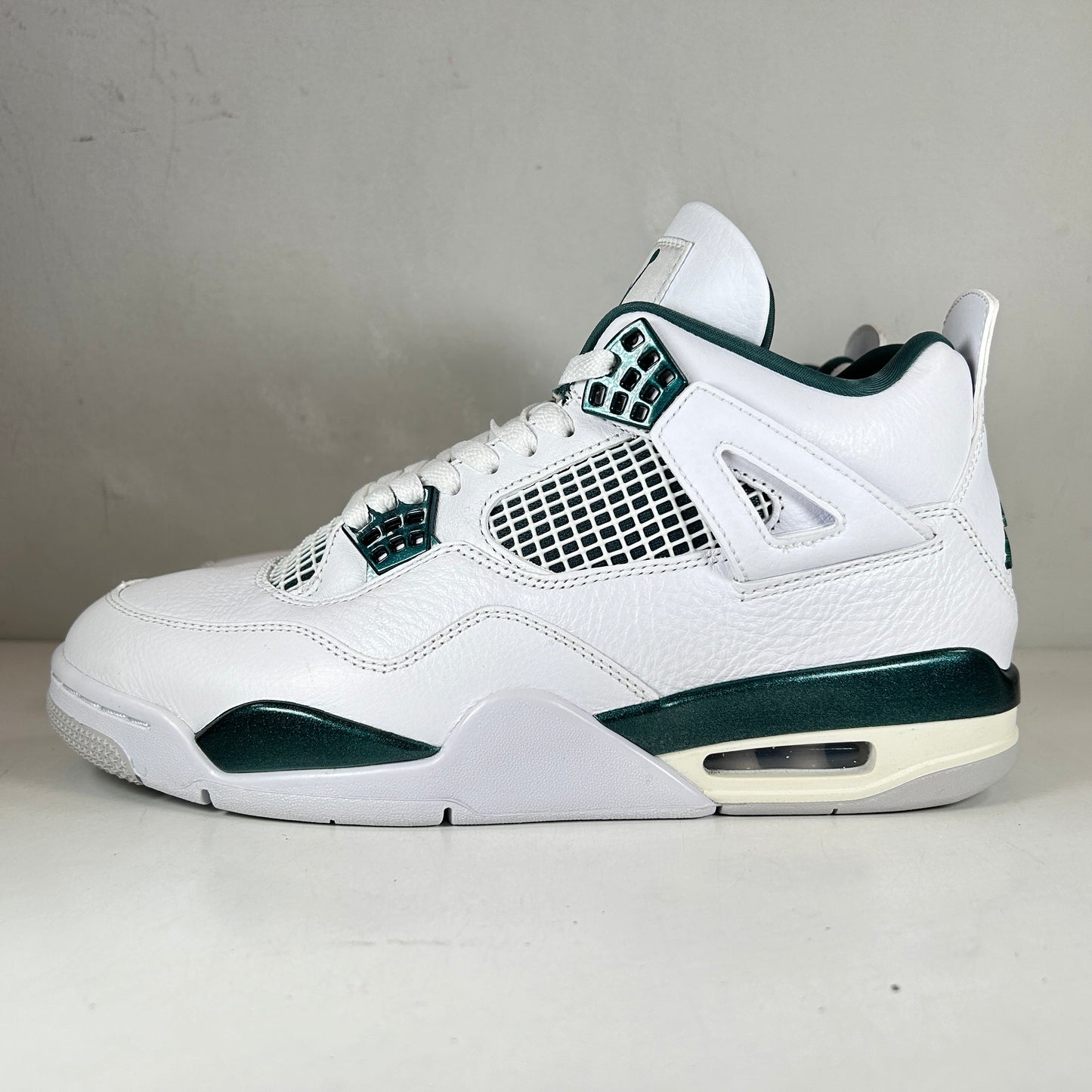FQ8138 103 Jordan 4 Retro Oxidized Green [USED] - 9 M (Used)