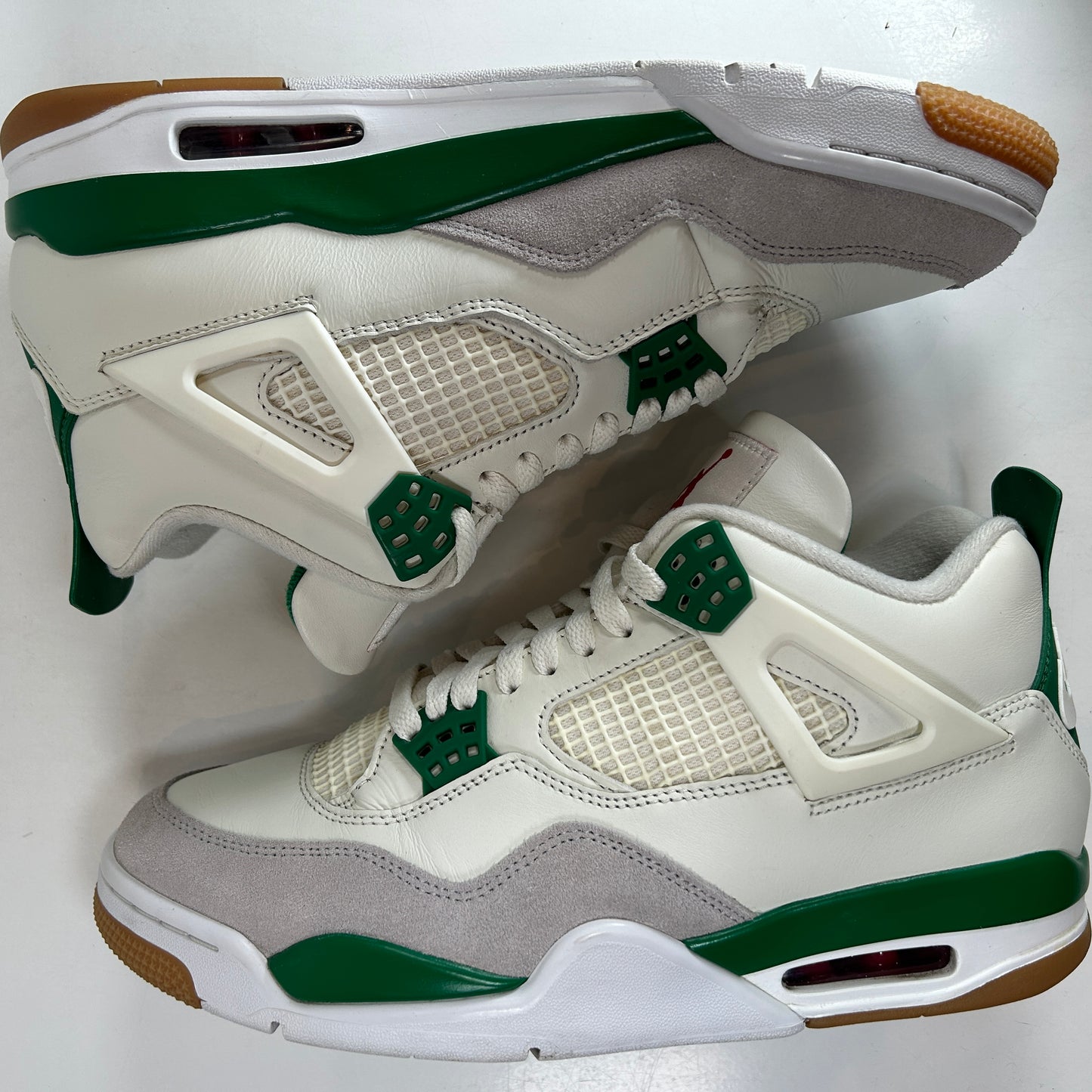 DR5415 103 Jordan 4 Retro SB Pine Green [USED] - 10 M (Used3)