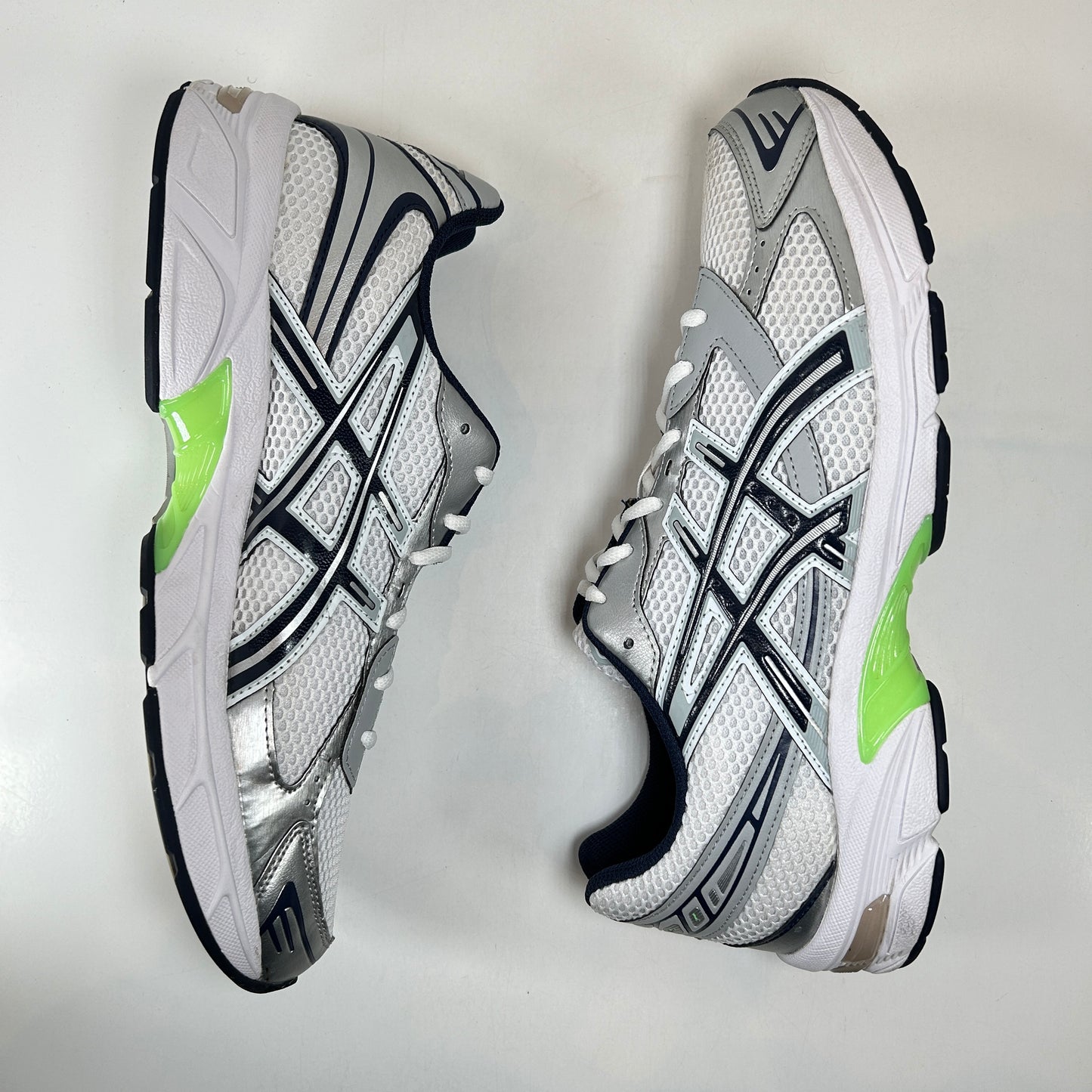 1201A256 114 ASICS Gel-1130 White Mid Grey Lime Green [USED] - 12 M (Used)