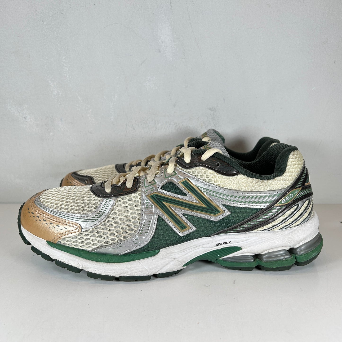 ML860AL2 New Balance 860v2 Aime Leon Dore Green [USED] - 8.5 M (Used) (No Box)